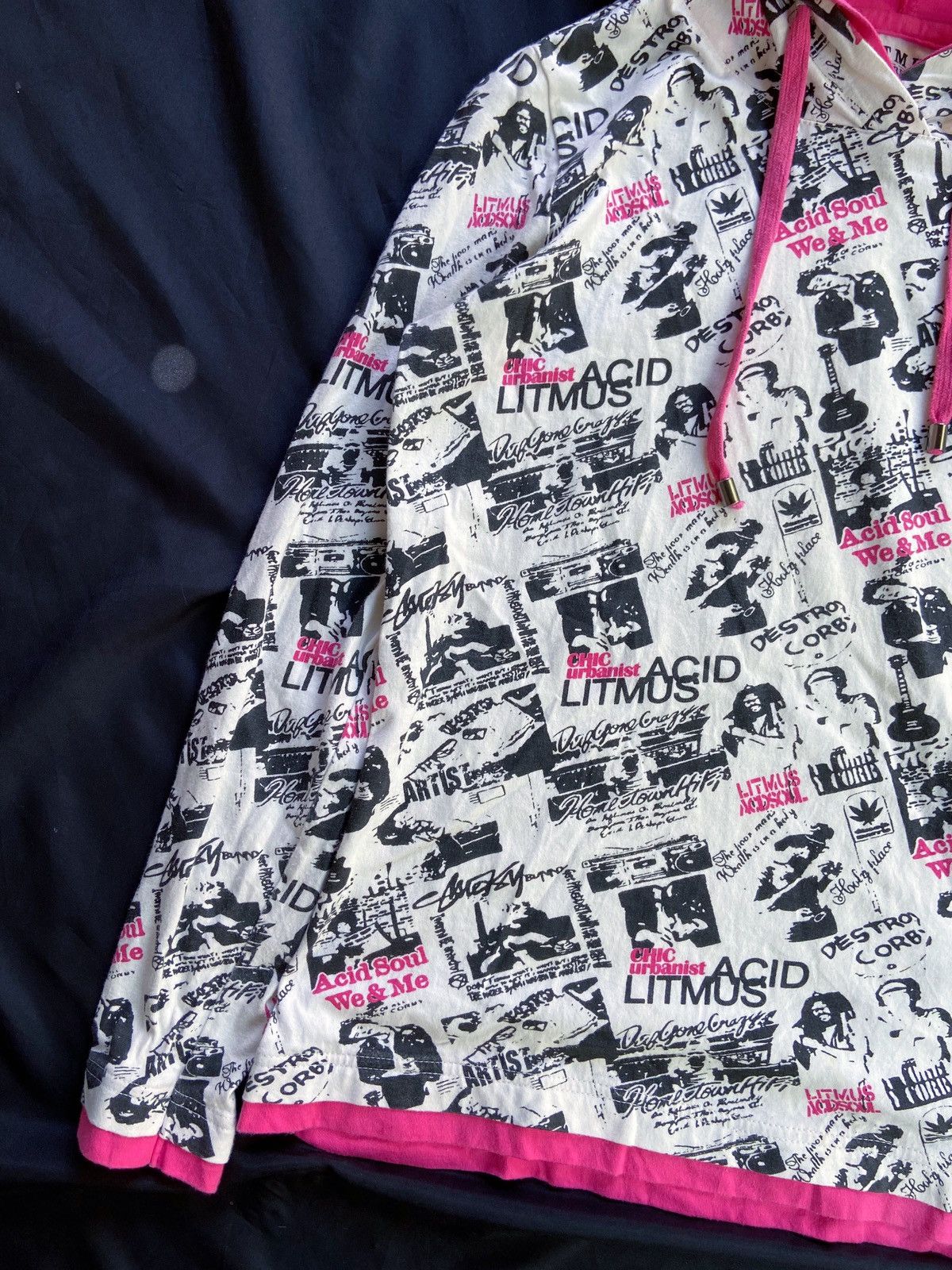 20471120 DOUBLE LAYER CHIC URBANIST ACID LITMUS HOODIE STYLE Size US S / EU 44-46 / 1 - 8 Thumbnail