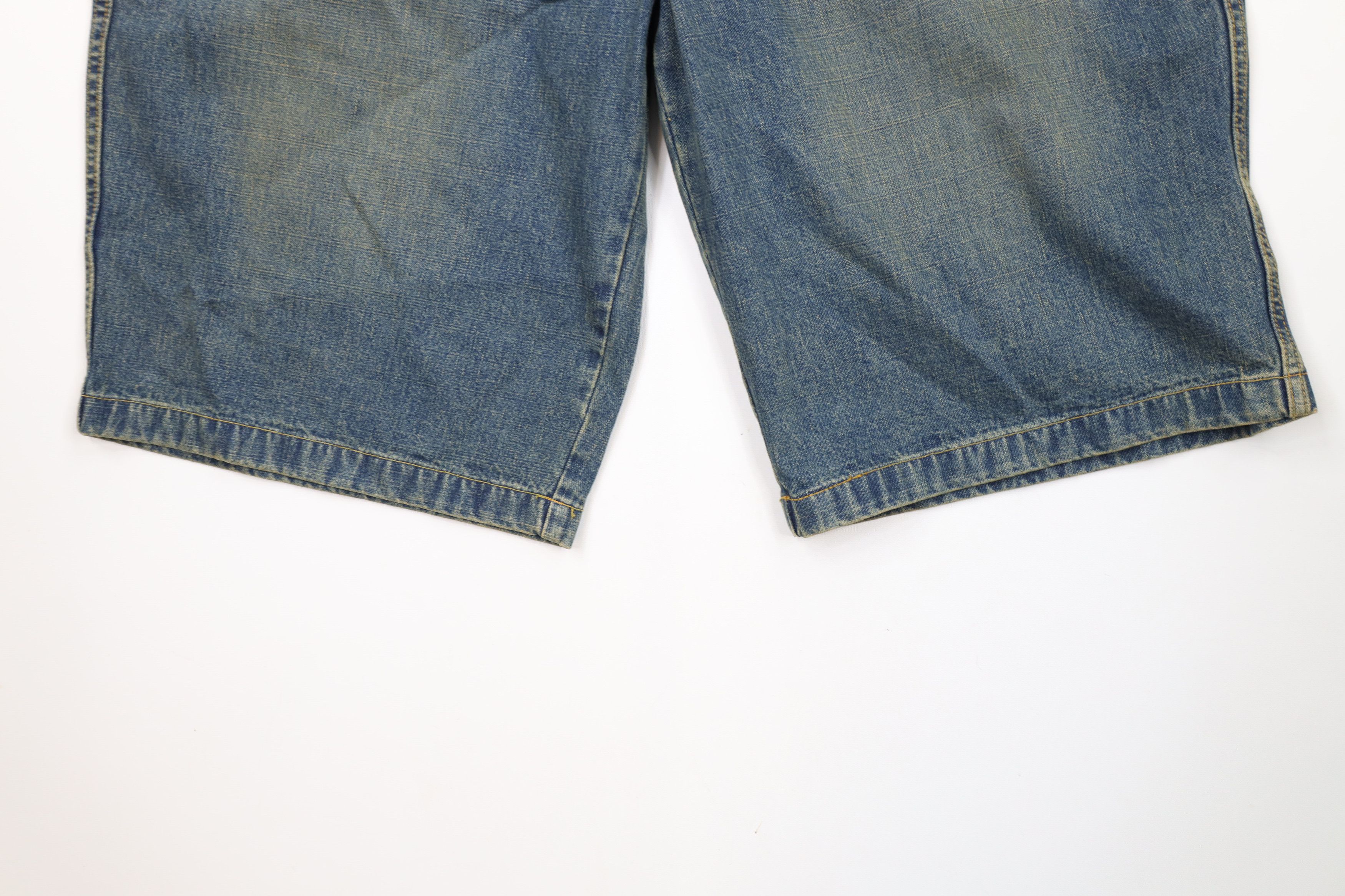 Vintage Deadstock Vintage 90s Y2K Streetwear Denim Jean Shorts Blue Size US 36 / EU 52 - 4 Thumbnail
