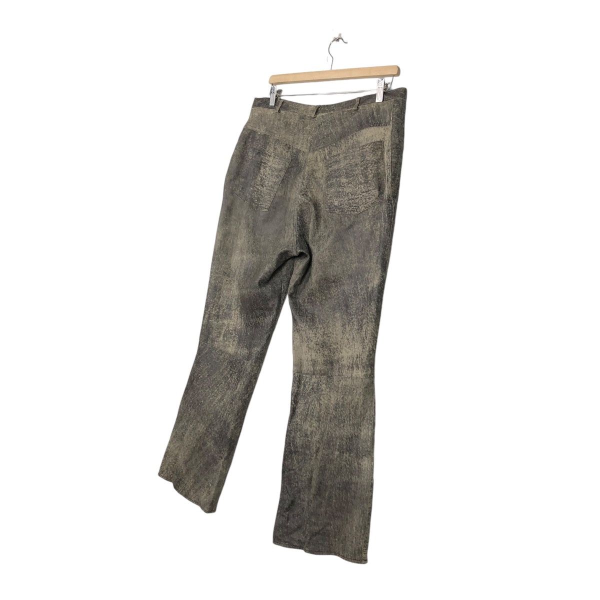Vintage 🔥SOFT LEATHER BIKER PANTS 1981 MARLY’S MADE IN ITALY Size US 34 / EU 50 - 14 Thumbnail