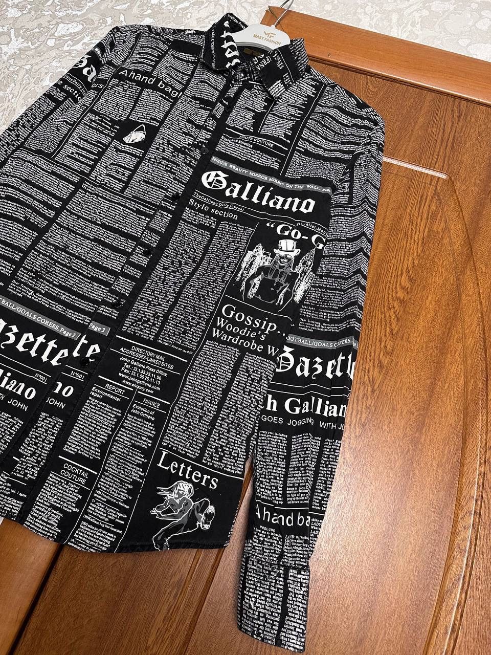 John Galliano JOHN GALLIANO NEWSPAPER PRINT LONG SLEEVES SHIRT Size M Size US M / EU 48-50 / 2 - 3 Thumbnail