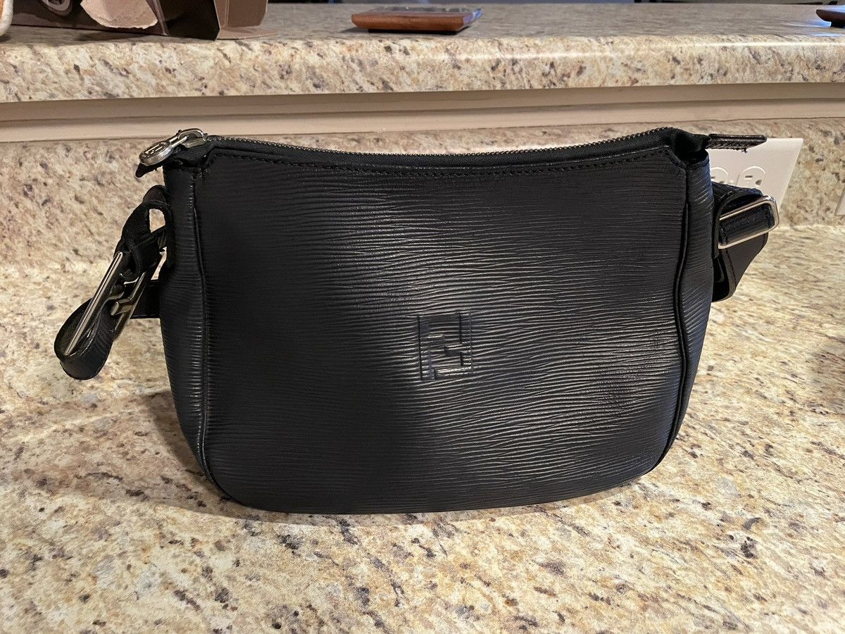 image of Fendi Ff Vintage Crossbody / Shoulder Bag in Blue, Women's
