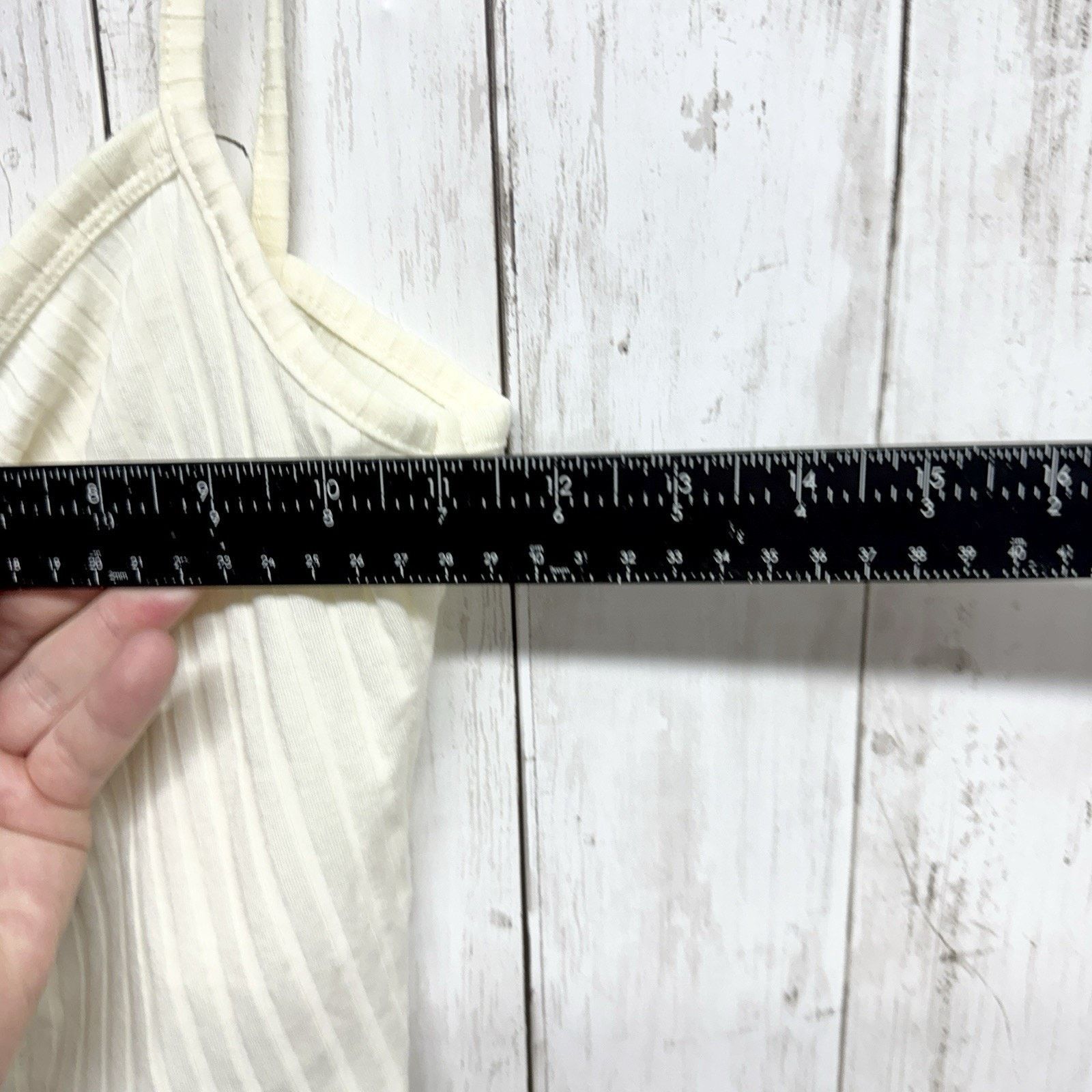Topshop Topshop Blouse Sz 6 Ribbed Button Front Spaghetti Crop Tank Size M / US 6-8 / IT 42-44 - 4 Thumbnail
