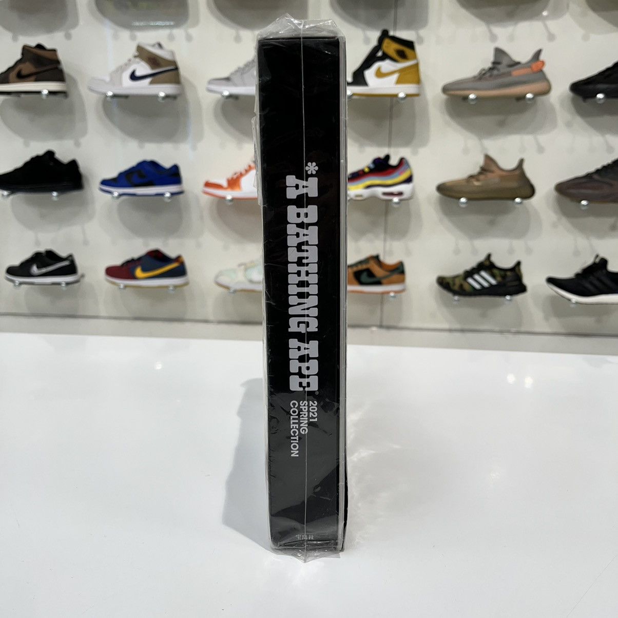 Bape Bape E-MOOK A Bathing Ape 2021 Spring Collection Size ONE SIZE - 4 Thumbnail