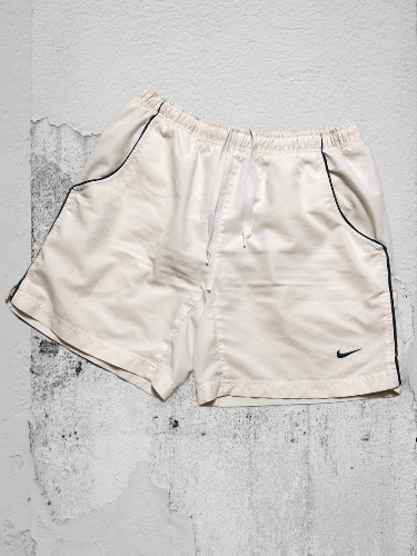 Nike Nike Shorts Size US 32 / EU 48 - 1 Thumbnail