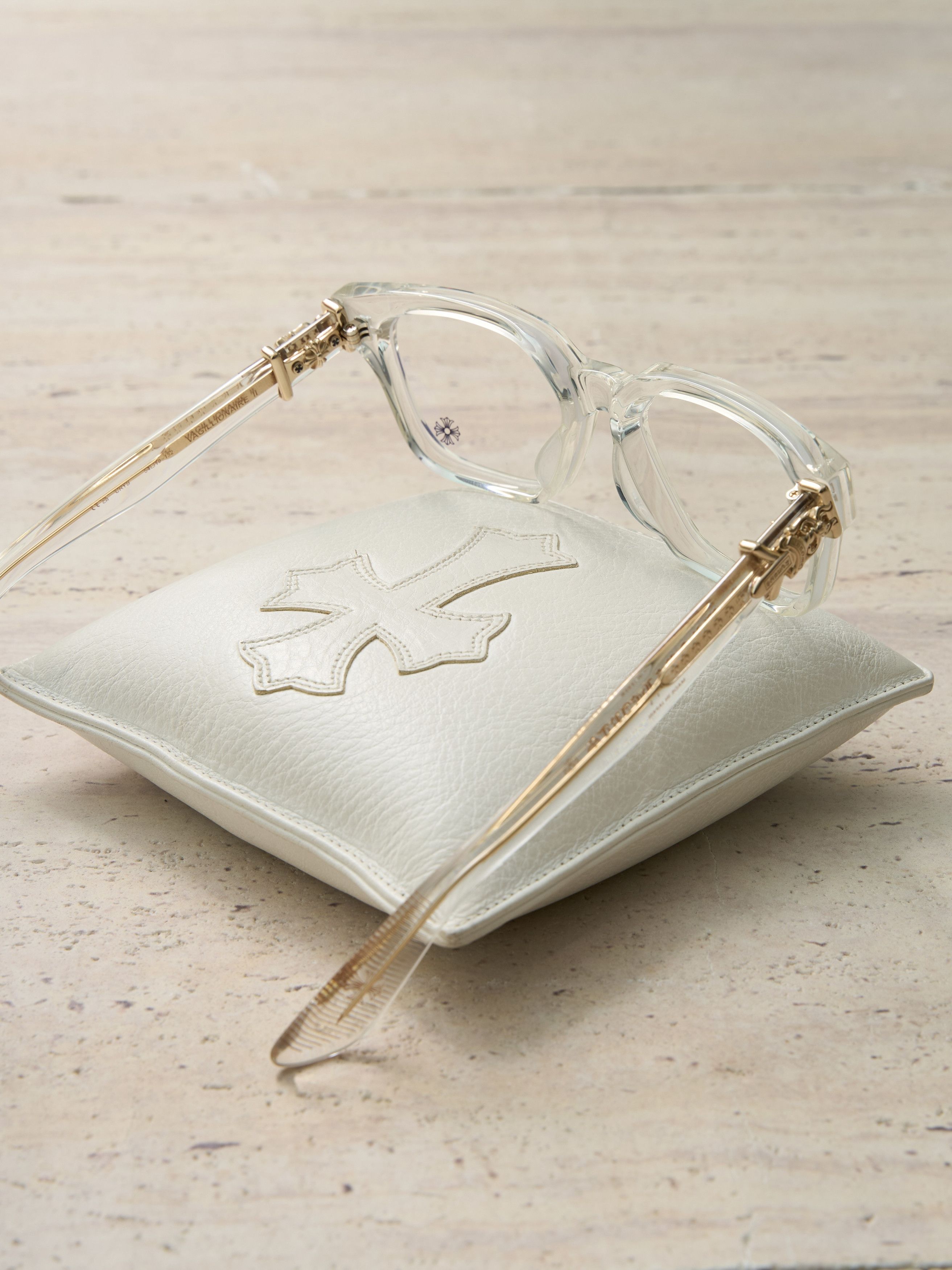 CHROME HEARTS Vagillionaire II Crystal
