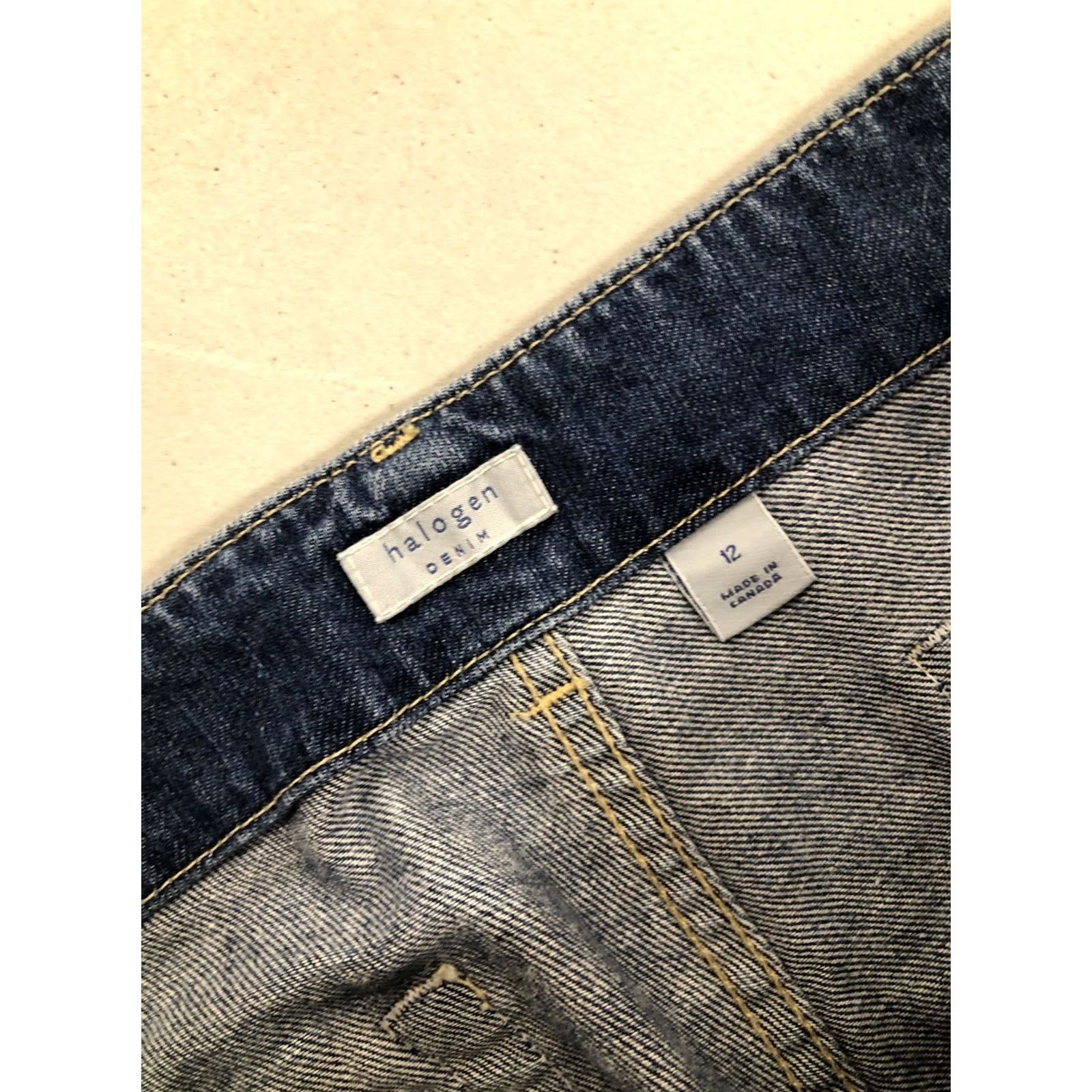 Vintage Halogen Women’s Denim Straight Leg Capri Jeans 12 Medium Wash 34x25 5-Pocket Modern Rise Mid Blue Size 34" / US 12 / IT 48 - 5 Thumbnail