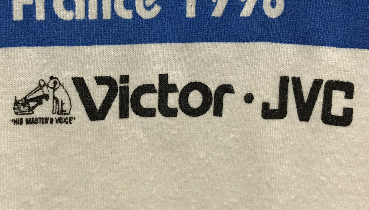 Vintage Victor Official Sponsor Of The World Cup France 1998 Shirt Size US M / EU 48-50 / 2 - 4 Thumbnail