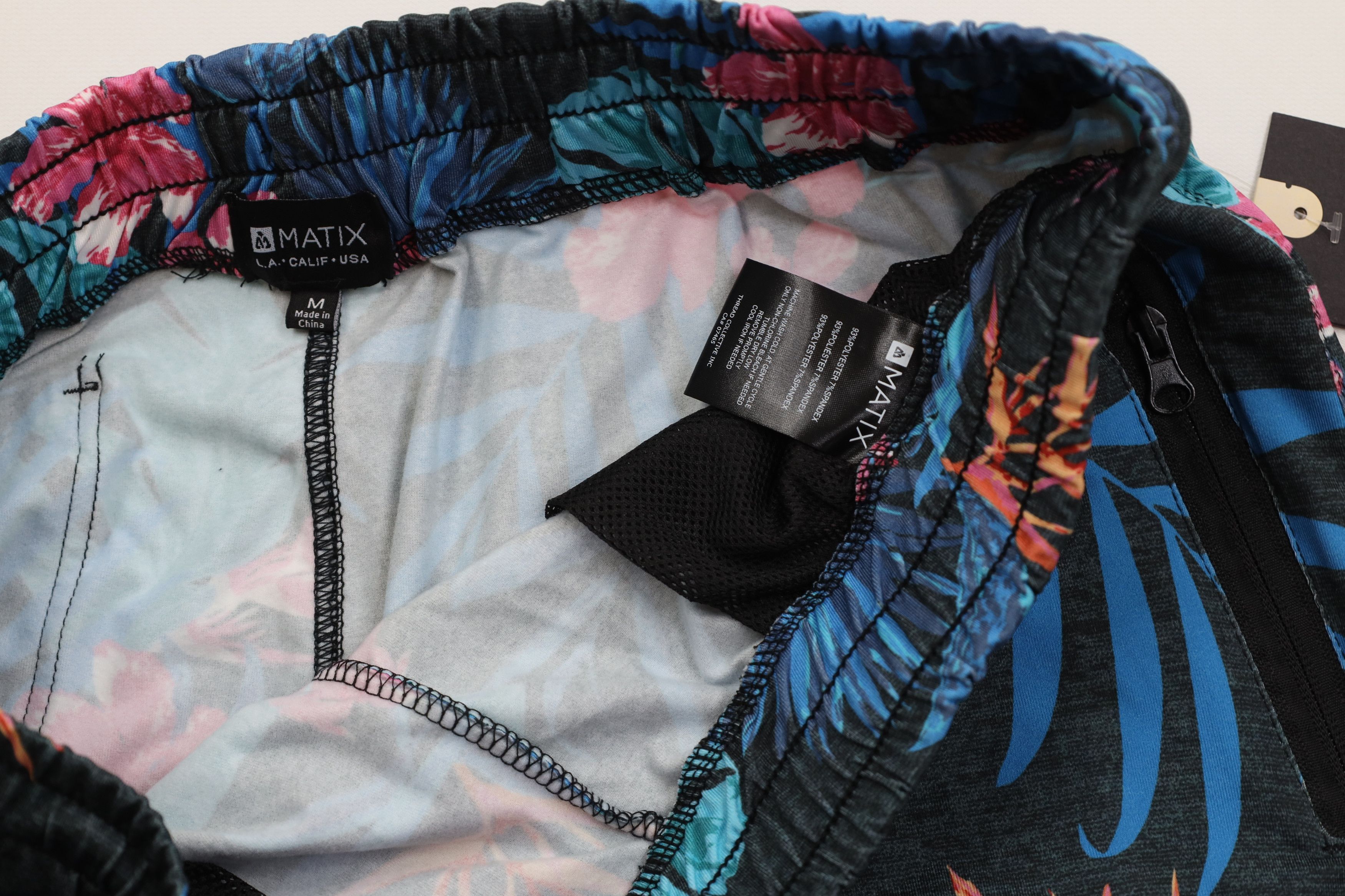 Matix Deadstock Y2K Matix Surfing Hawaiian Beach Shorts Surf Size US 32 / EU 48 - 6 Thumbnail