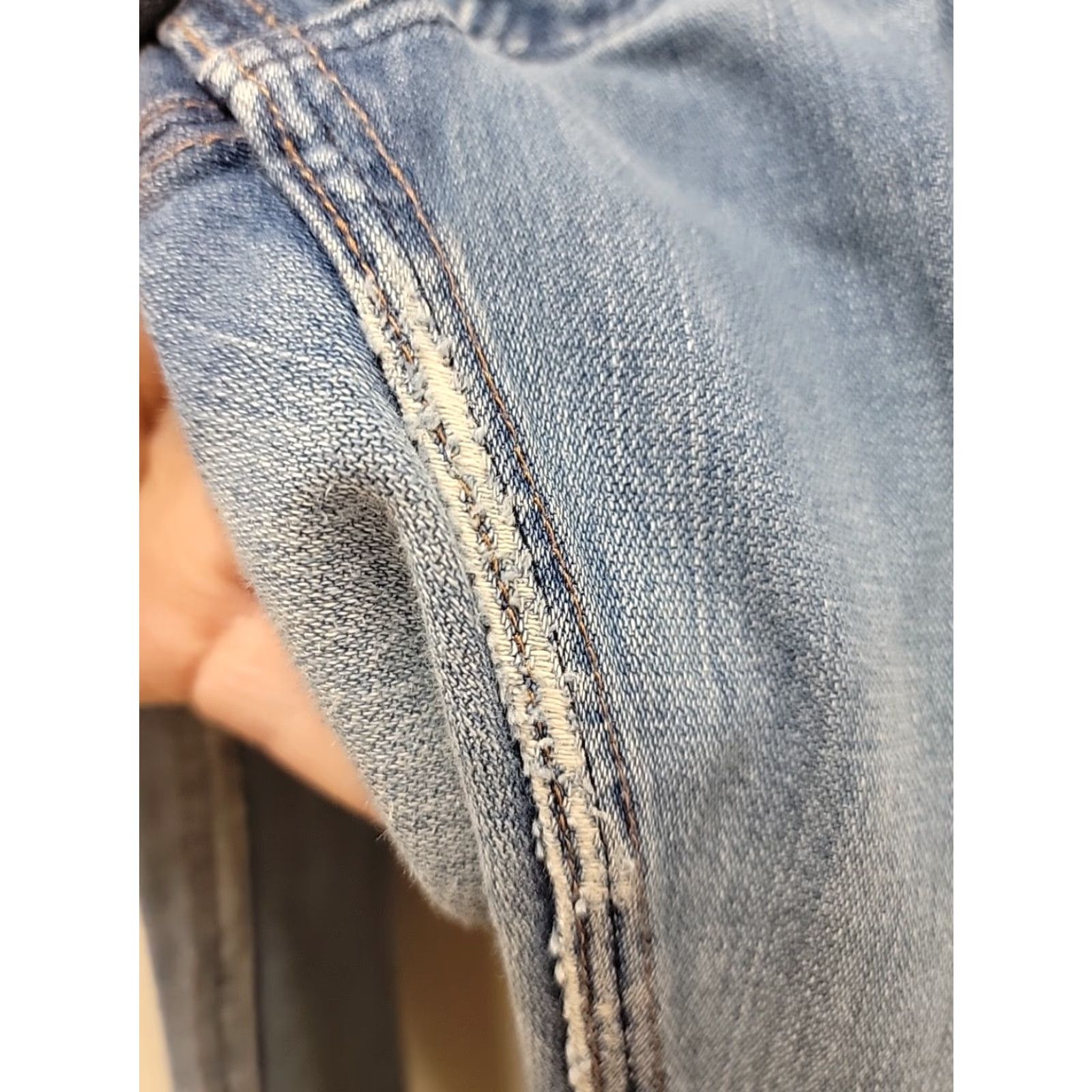 Wrangler VINTAGE Wrangler USA Made Jeans 910 38x30 Denim Blue Regular 5-Pocket Distressed Holes Motorcycle Cowboy USA Men Shorts Size US 38 / EU 54 - 4 Thumbnail