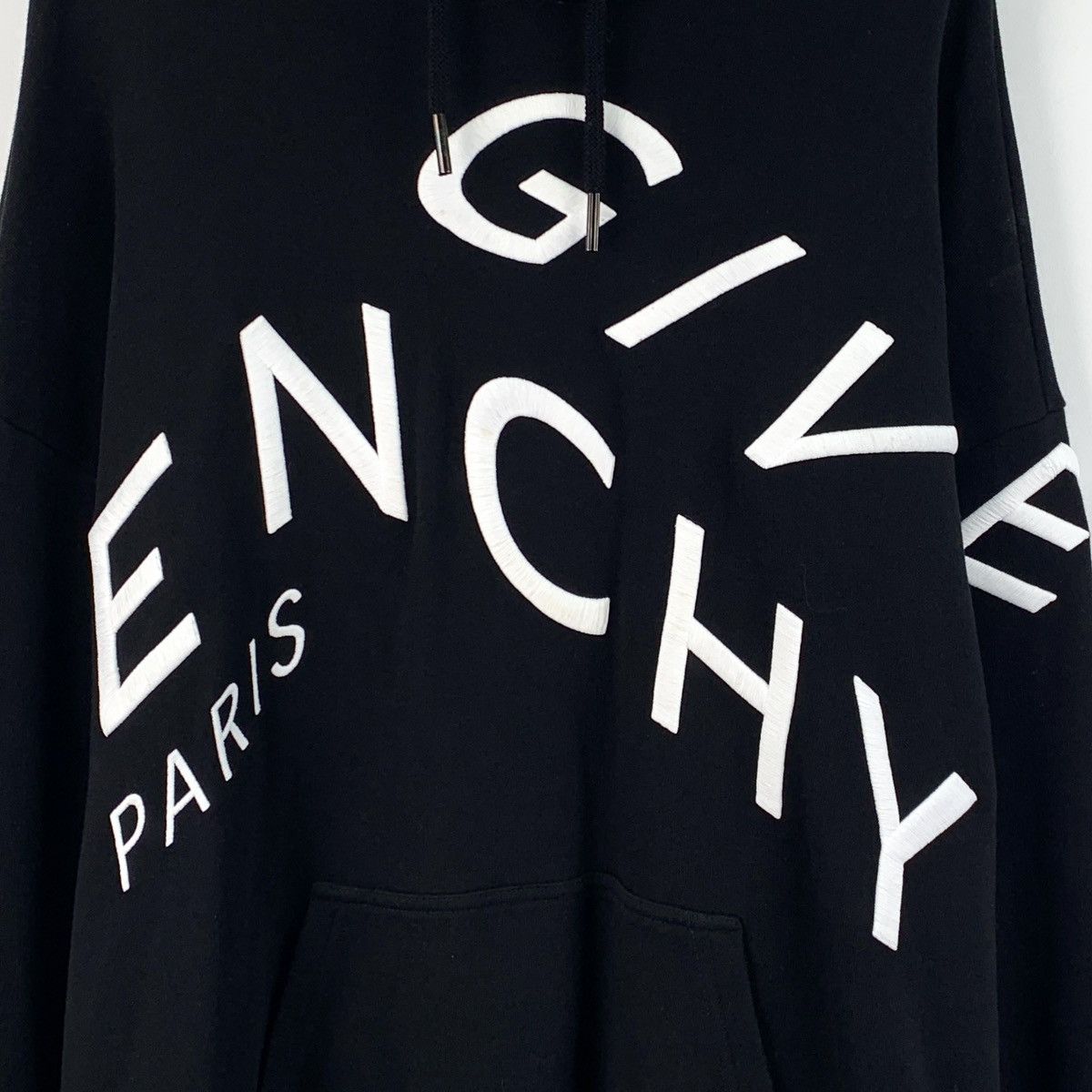 Givenchy Givenchy Hooded Drawstring Long Sleeve Sweatshirt K26WX Size US L / EU 52-54 / 3 - 4 Thumbnail