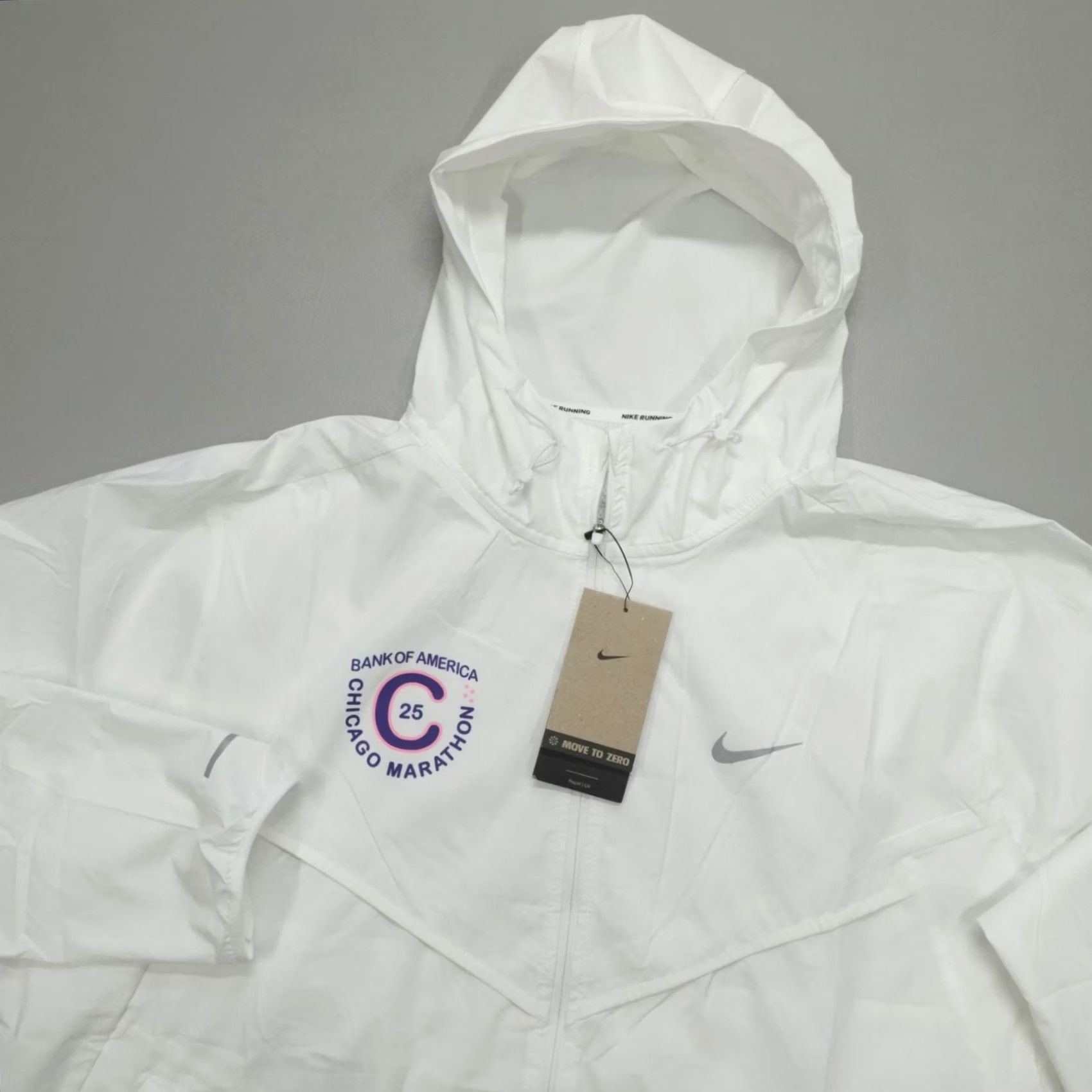 Nike Nike Jacket Bank of America Chicago Marathon 2025 Light XL White Regular Men’s Windbreaker Pockets Full Zip Sports Athleisure Run & Gym Size US XL / EU 56 / 4 - 2 Thumbnail