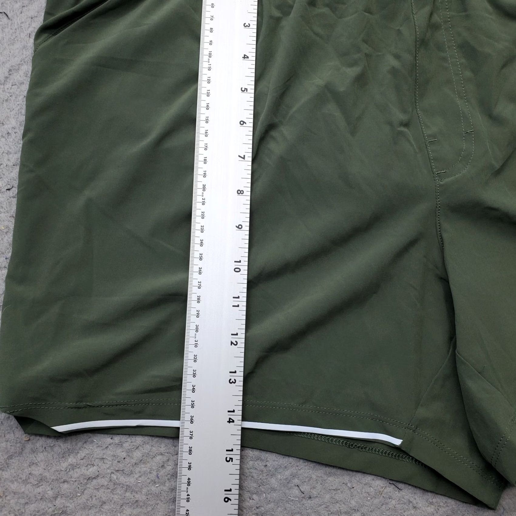 Vintage VRST 5" Velocity Running Shorts Men XL Multi Lined Water Resistant Shirt? Size US 36 / EU 52 - 5 Thumbnail