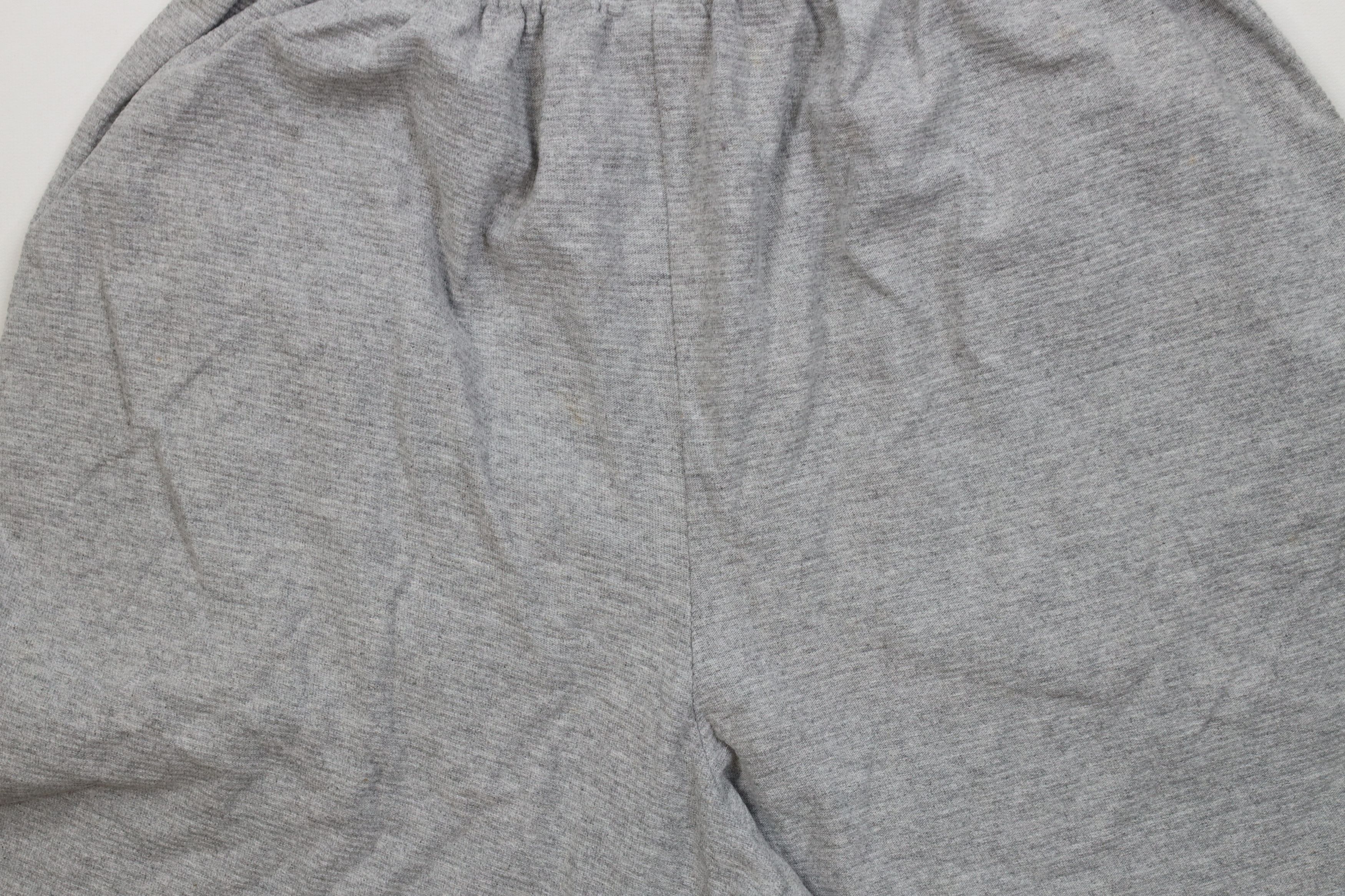 Guess Vintage 90s Guess Spell Out Puff Paint Above Knee Shorts USA Size US 32 / EU 48 - 12 Thumbnail