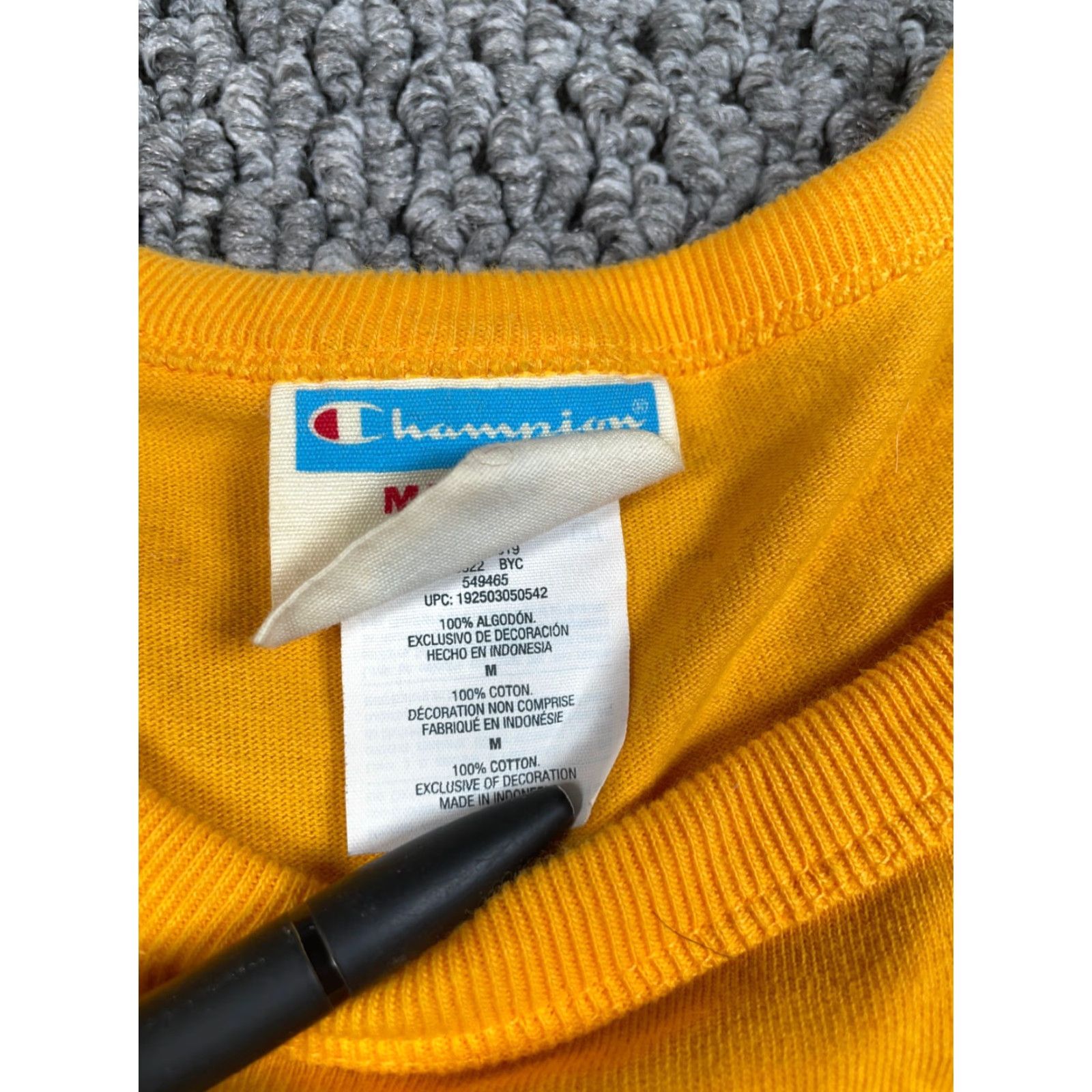 Champion Champion T-Shirt Long Sleeve Embroidered Script Adult Medium Gold Yellow Logo Size US M / EU 48-50 / 2 - 4 Thumbnail