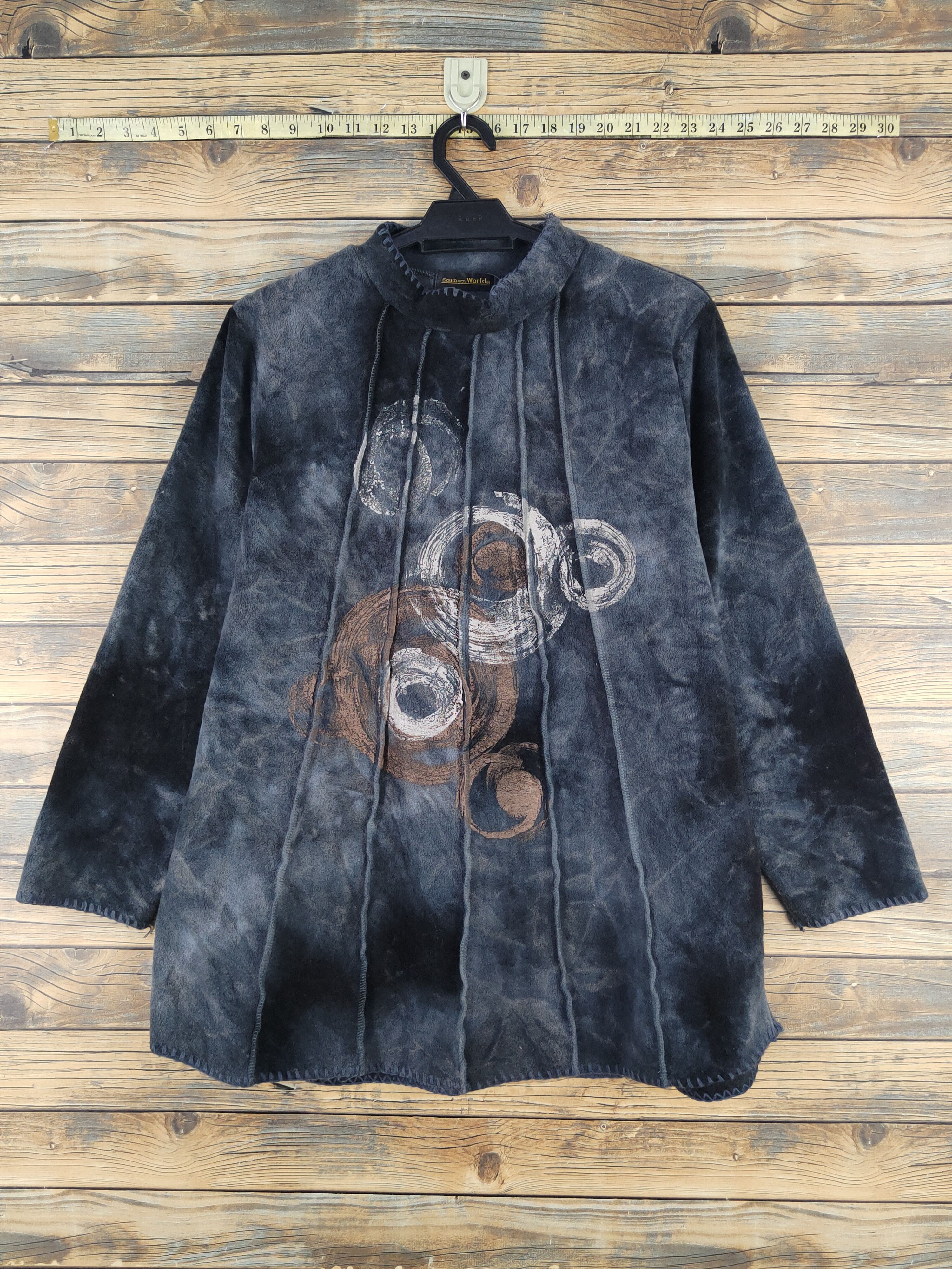 Japanese Brand × Vintage Southern World art Black Gray Wool Sweatshirts #W2168 Size L / US 10 / IT 46 - 1 Thumbnail