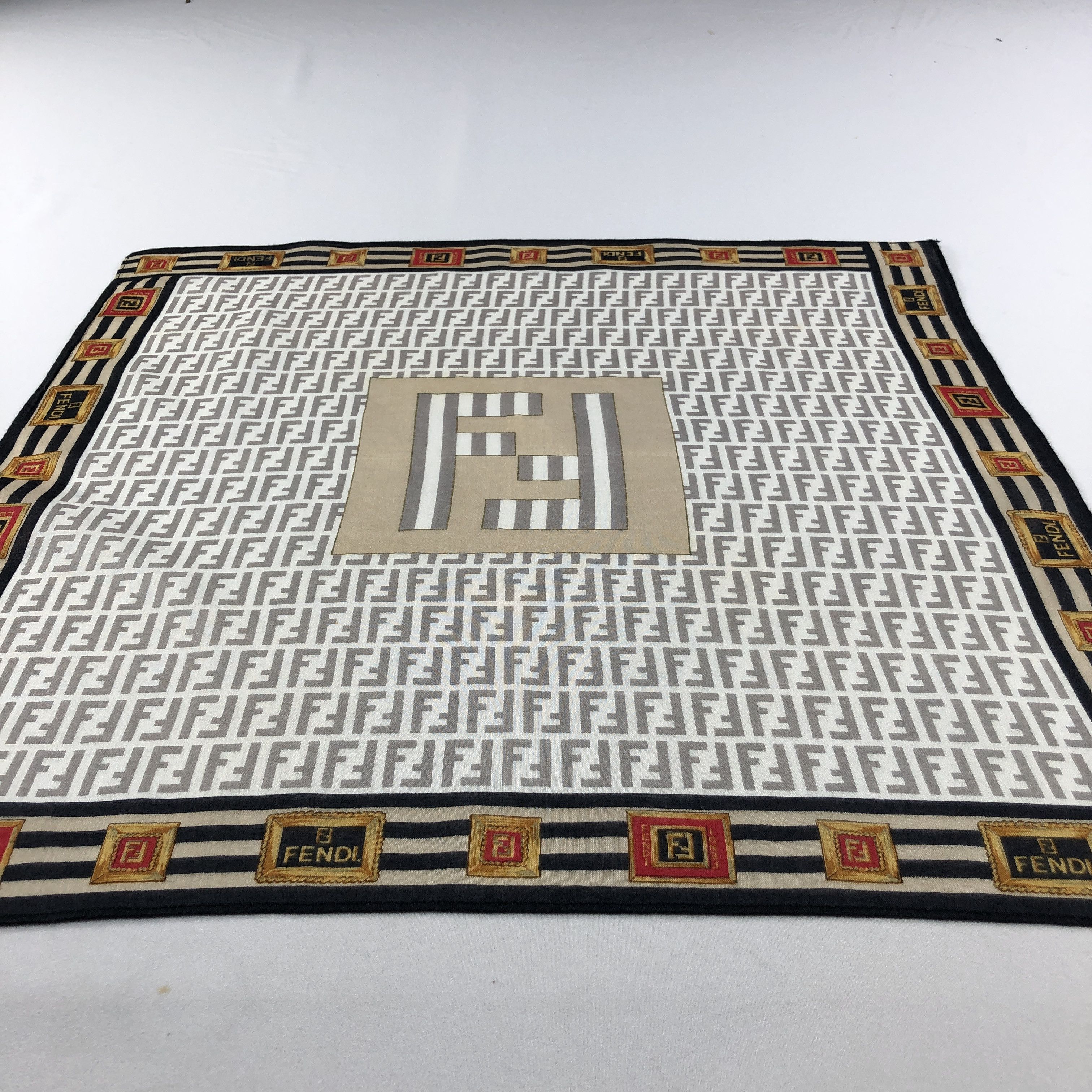 Japanese Brand Fendi Monogram FF Handkerchief Neckerchief Bandana H2982 Size ONE SIZE - 4 Thumbnail