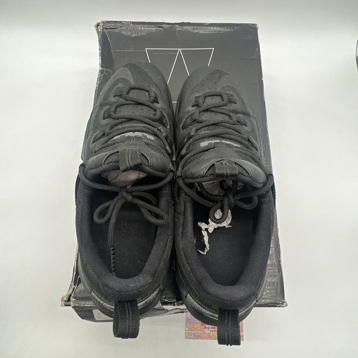 Nike Lebron 13 low blackout reflective Size US 10 / EU 43 - 7 Thumbnail