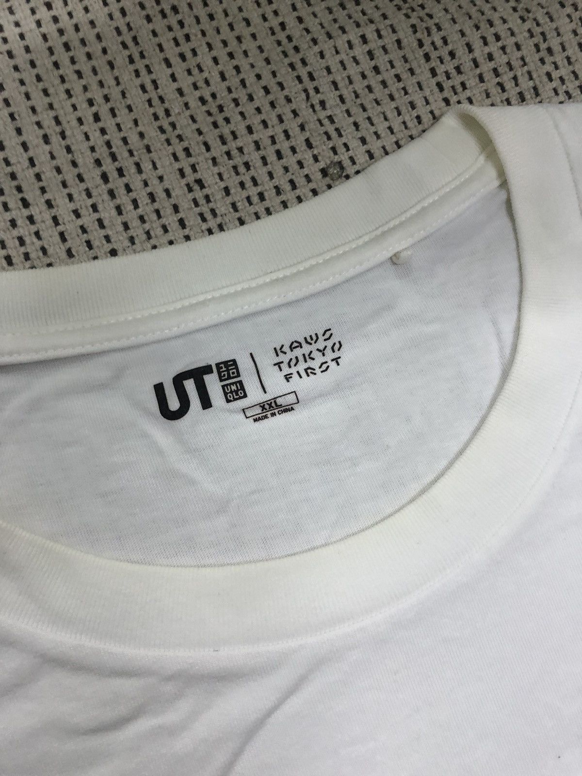 Japanese Brand × Kaws × Uniqlo Kaws x Uniqlo Collabration Tee Size US XXL / EU 58 / 5 - 4 Thumbnail