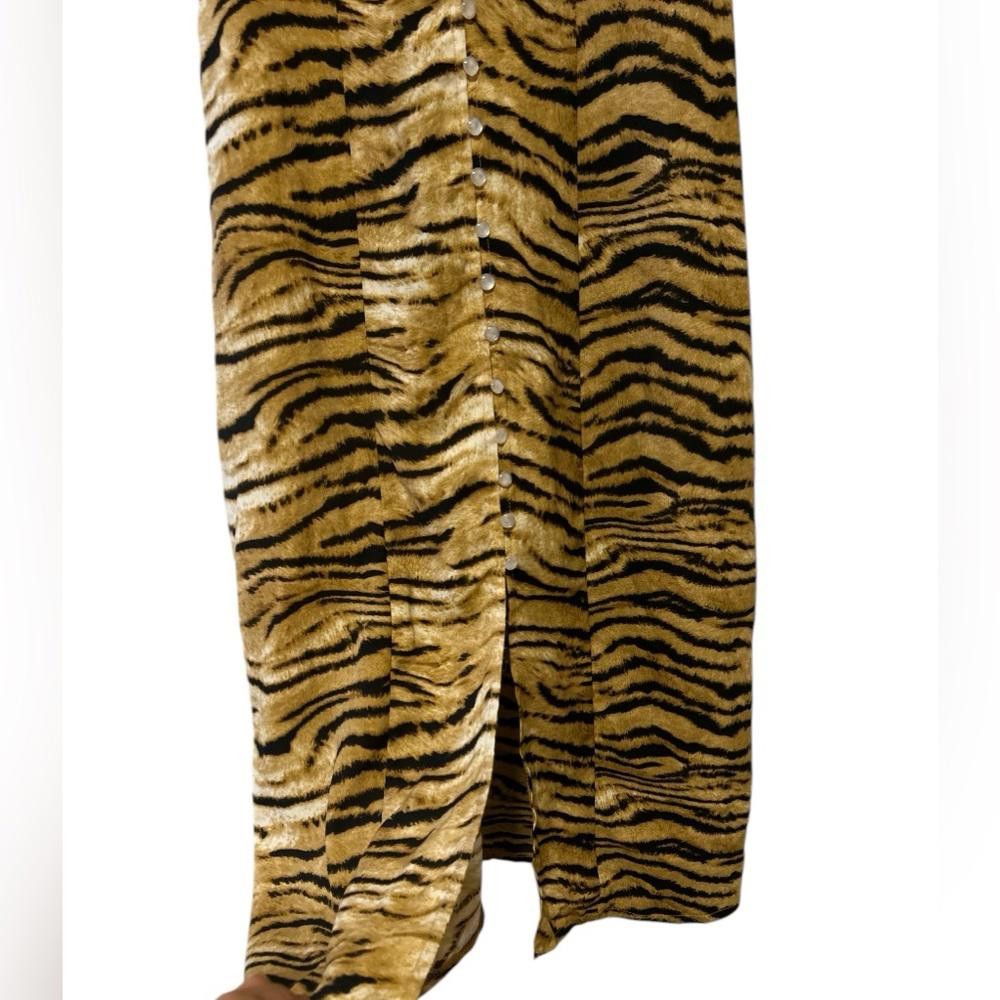 Designer PrettyLittleThing Tiger Print Midi Slip Dress Size S / US 4 / IT 40 - 2 Thumbnail