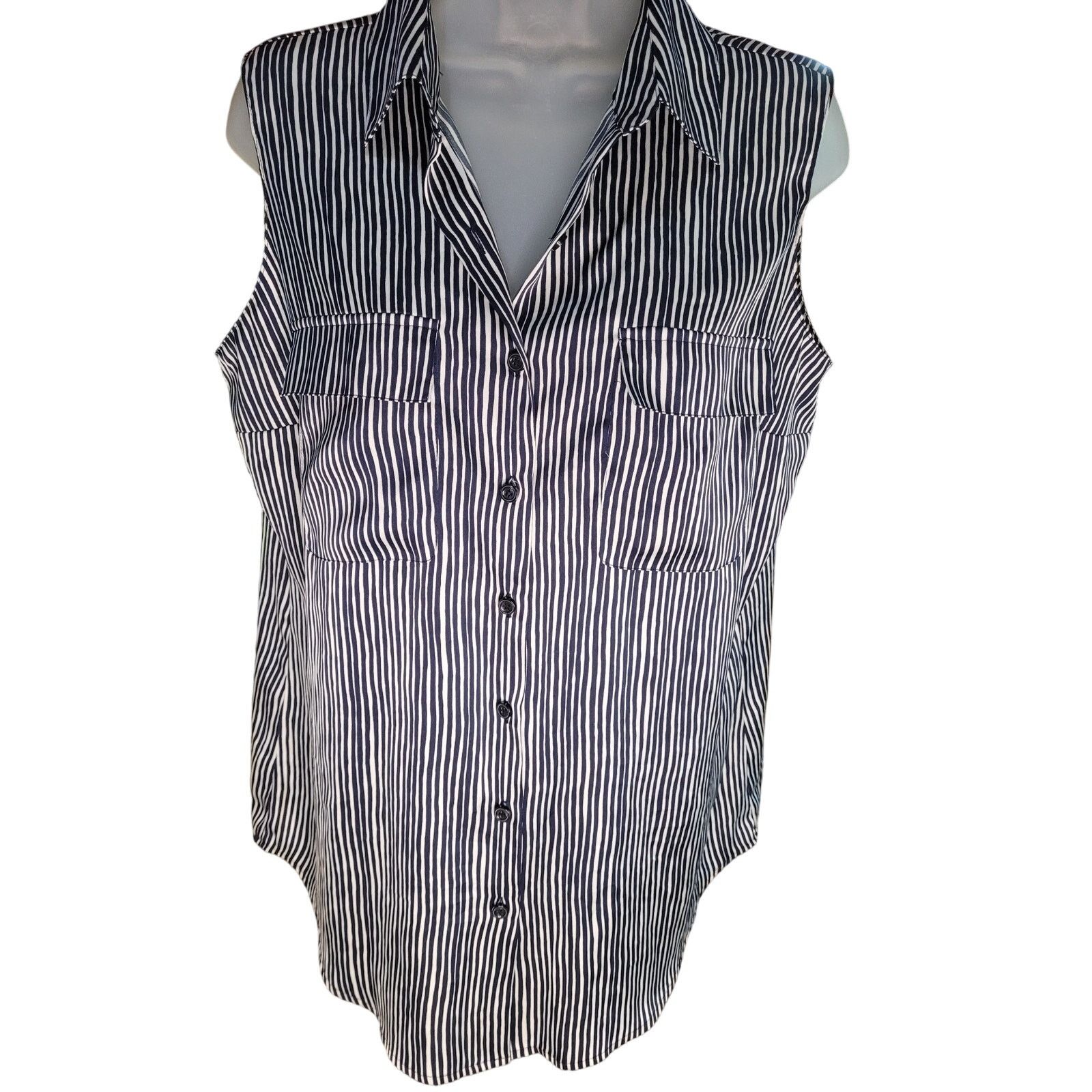 Jones New York Jones New York Navy/Silver Stripe Sleeveless Blouse Sz M Size M / US 6-8 / IT 42-44 - 1 Thumbnail