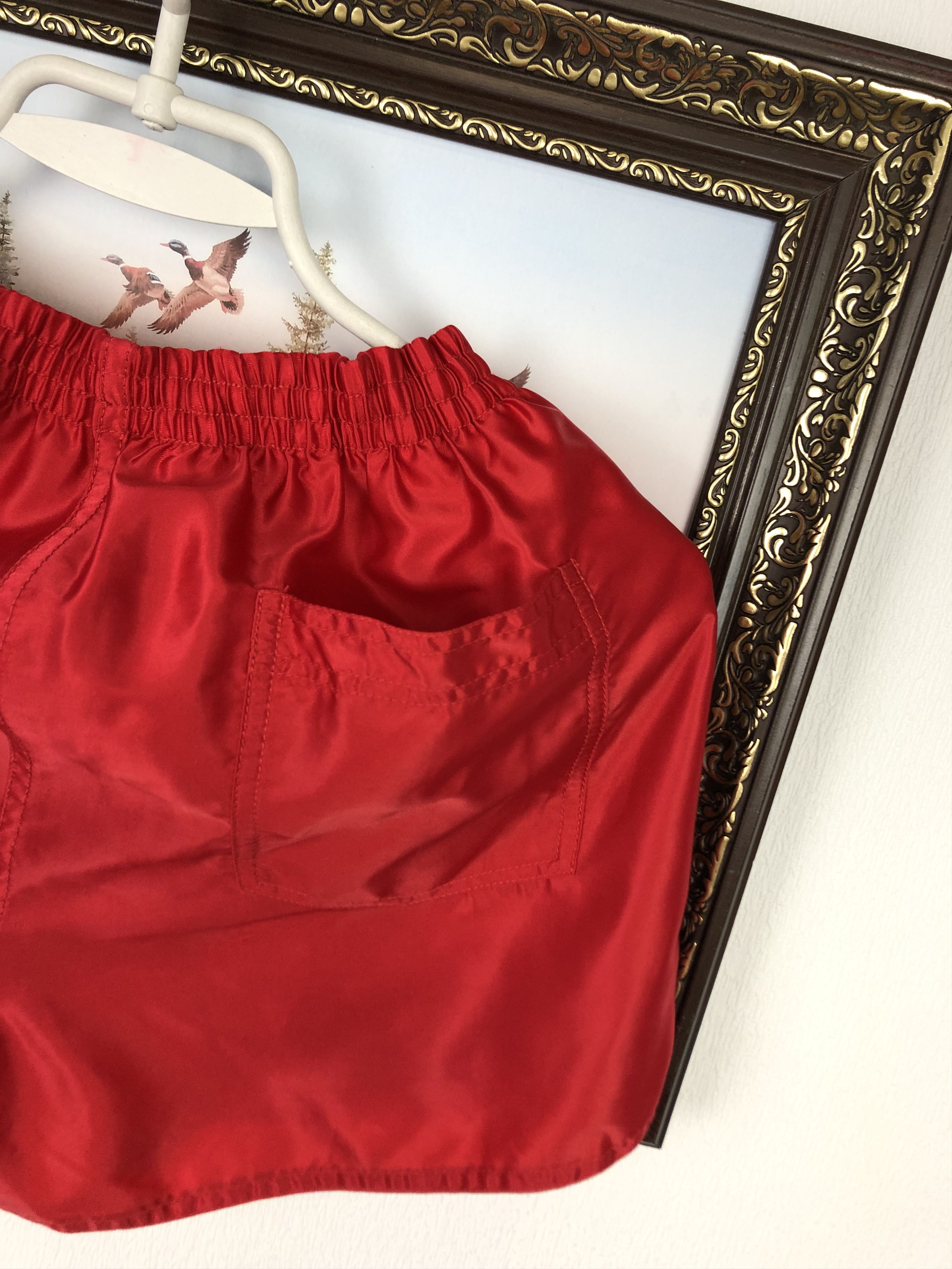 Nike Vintage Nike Red Nylon Shorts Track Run Size Boys L Size US 28 / EU 44 - 11 Thumbnail