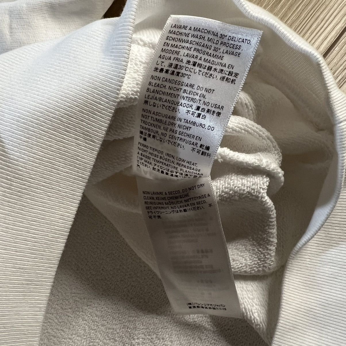 Balenciaga Balenciaga Copyright Green Logo White Pullover Hoodie Size US S / EU 44-46 / 1 - 16 Thumbnail