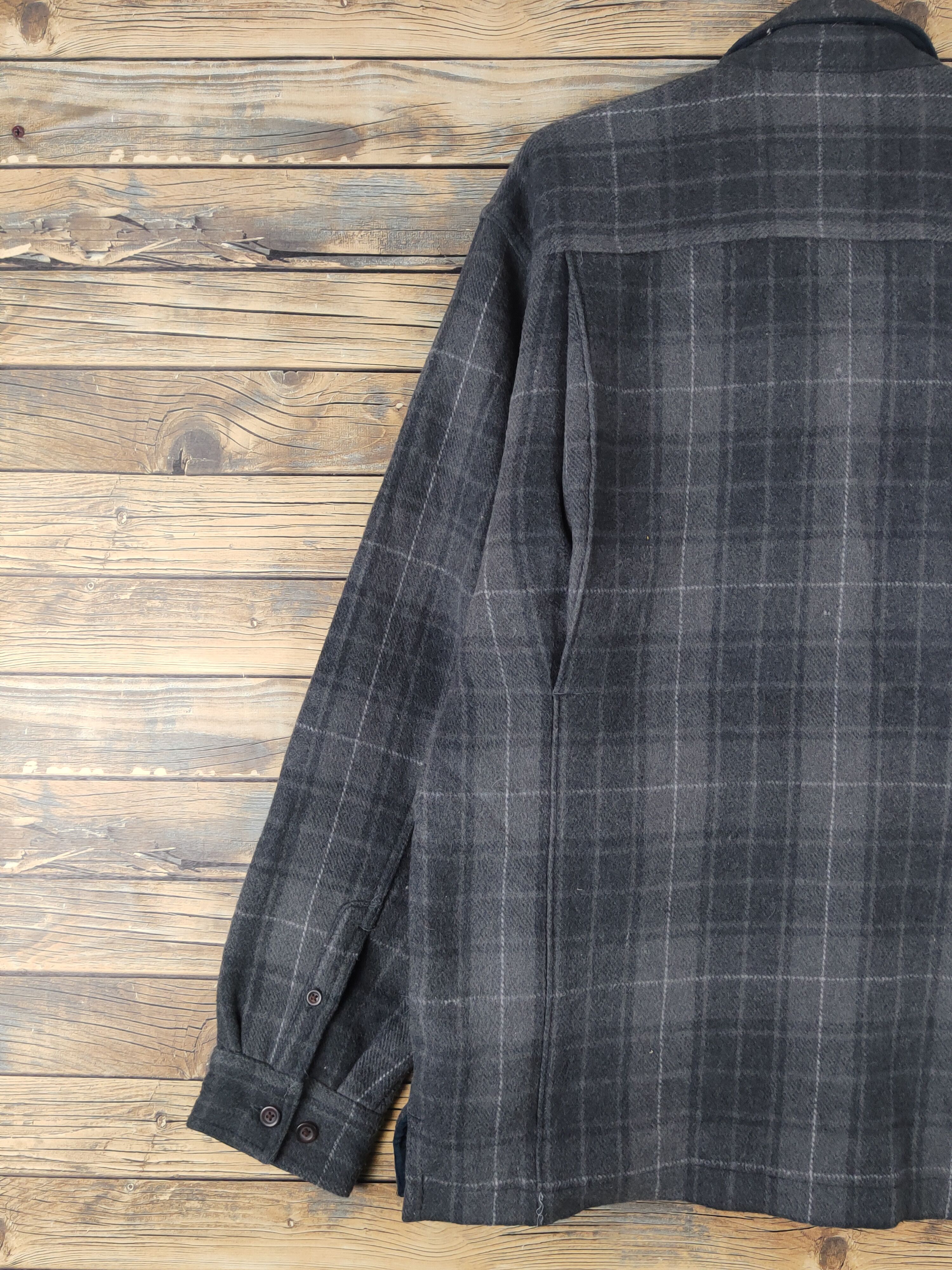 Columbia × Japanese Brand × Vintage Columbia Dark Gray Wool shirt #W1625 Size US L / EU 52-54 / 3 - 10 Thumbnail
