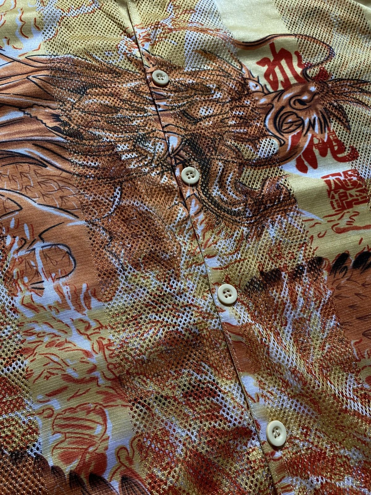 Other Shirt vintage golden chinese dragon 2000’s y2k tee Size US L / EU 52-54 / 3 - 4 Thumbnail