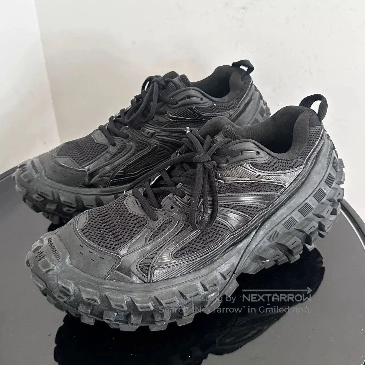Balenciaga balenciaga defender retro low. Size US 11 / EU 44 - 1 Thumbnail