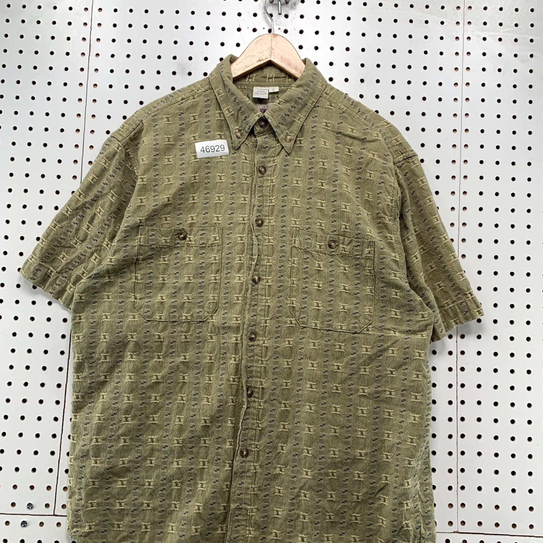 The Territory Ahead VINTAGE Territory Ahead Button-Up Shirt Mens L Green Short Sleeve Textured Geometric Weekender Casual Button-Up Shirt Mens L Green Territory Ahead Size US L / EU 52-54 / 3 - 4 Thumbnail