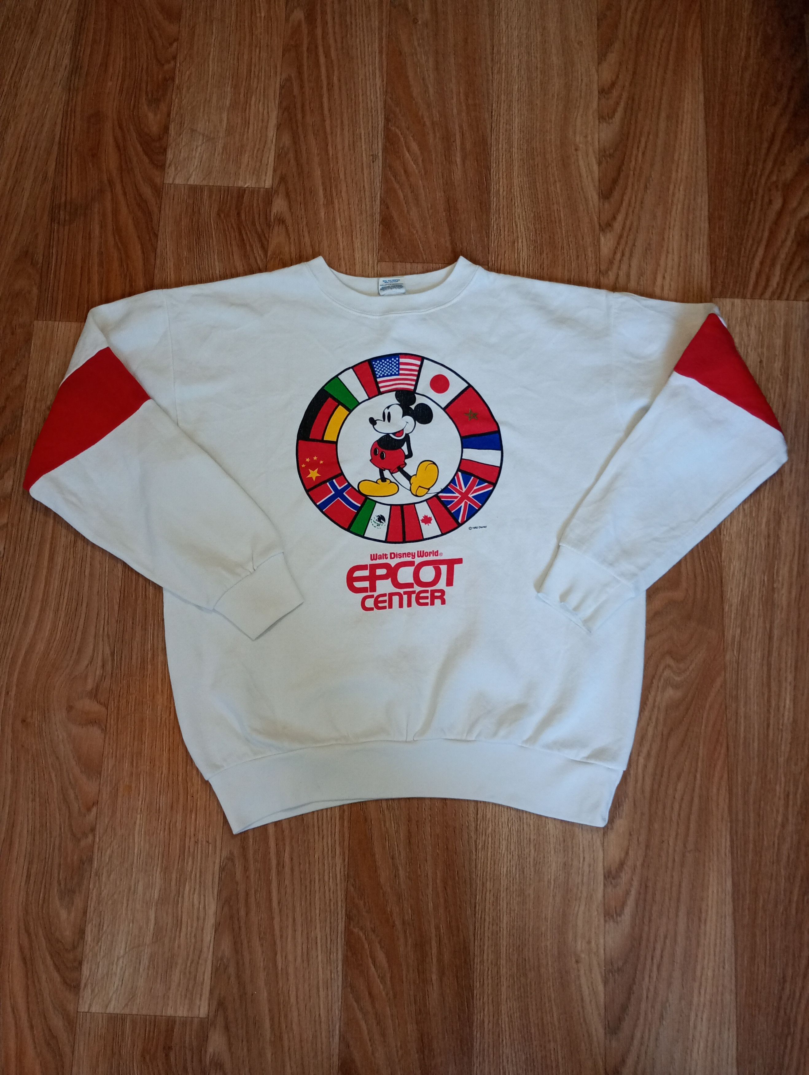 Disney Disney 1982 vintage Made in USA Sweatshirt Size US XL / EU 56 / 4 - 1 Thumbnail