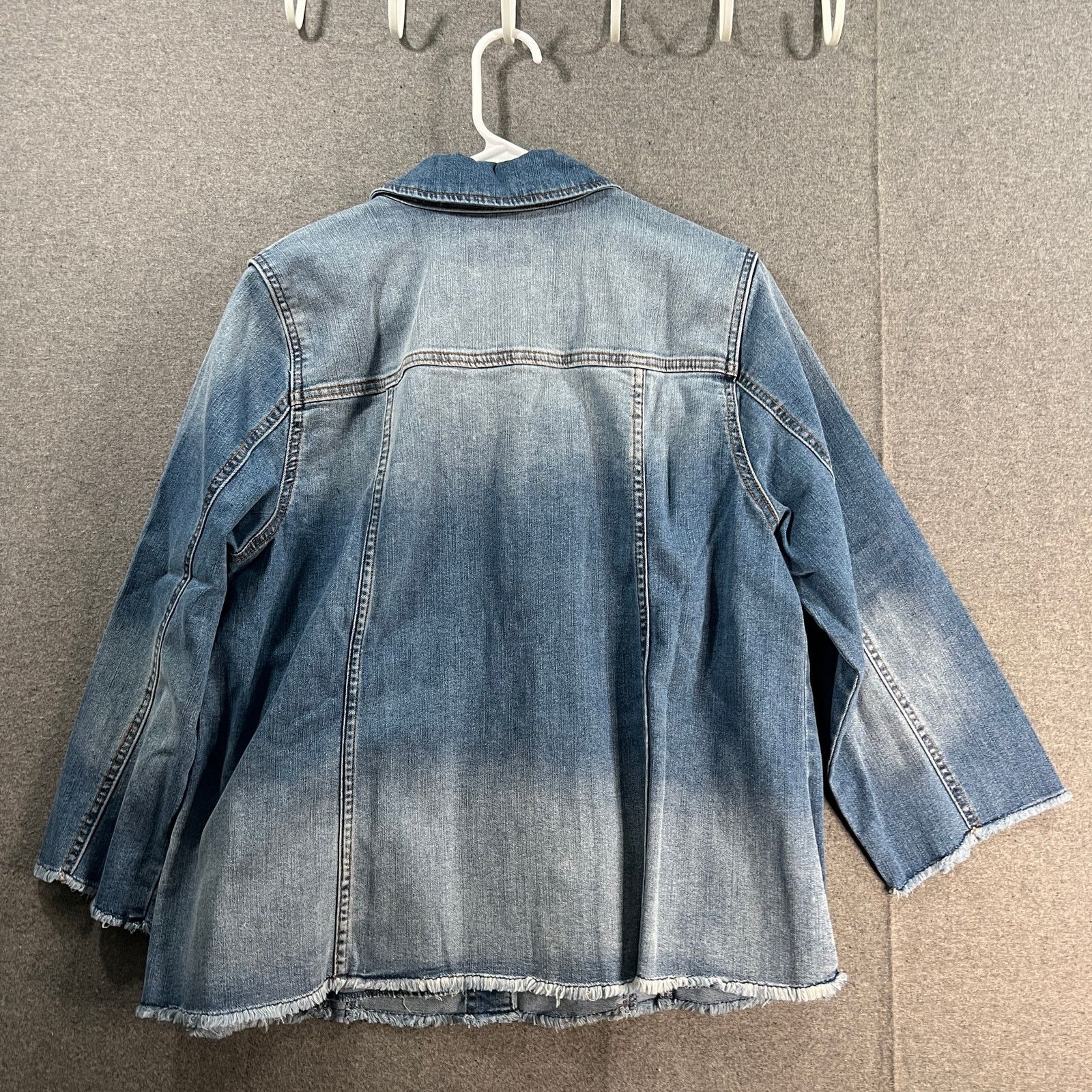 Other LOGO by Lori Goldstein Jeans Jacket Womens Size XL / US 12-14 / IT 48-50 - 2 Thumbnail