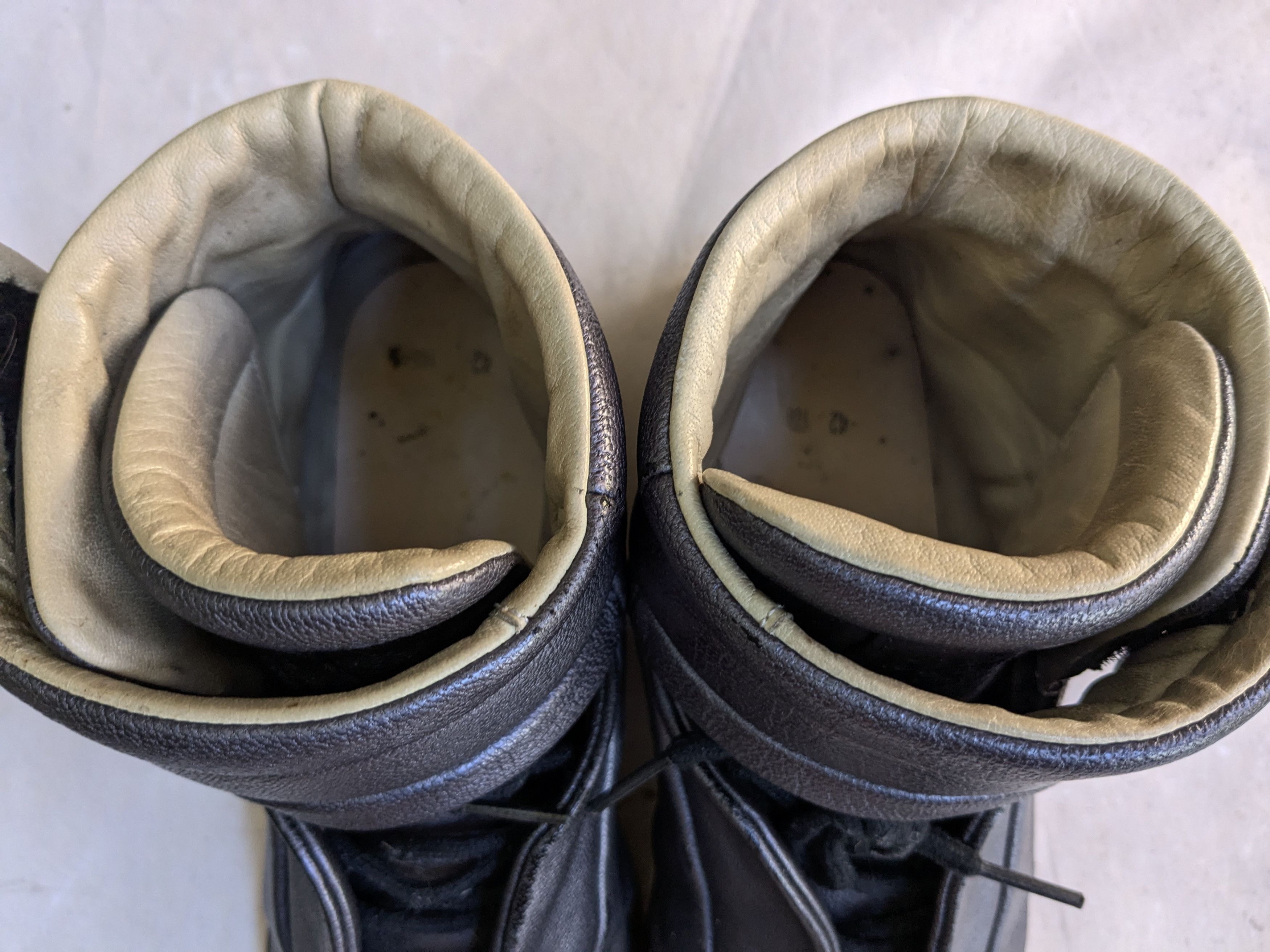 Maison Margiela Metalized Camel Leather Future High-Top Sneakers 9 42 Size US 9 / EU 42 - 8 Thumbnail
