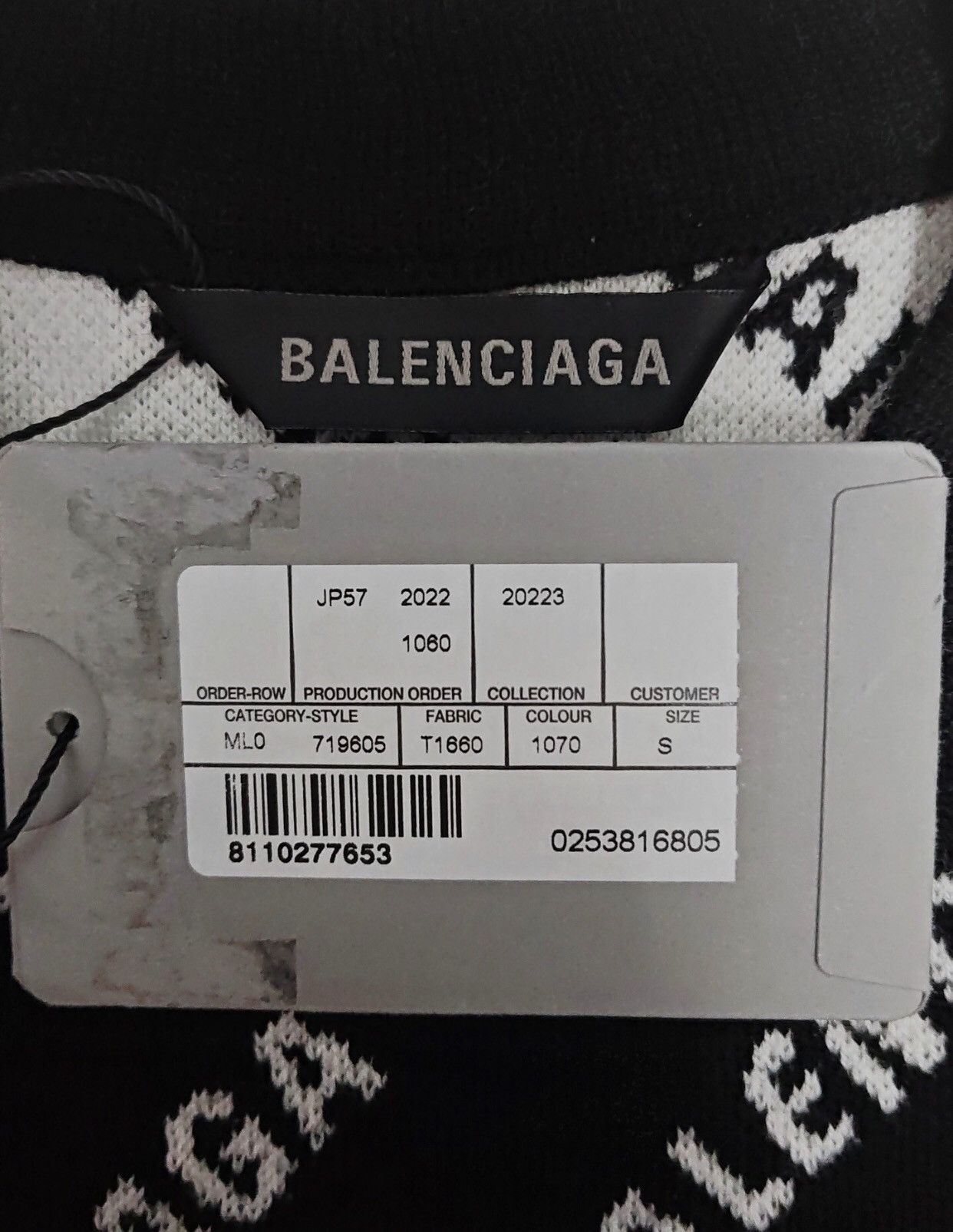 Balenciaga Balenciaga 23ss full printed letter long sleeved sweater Size US S / EU 44-46 / 1 - 4 Thumbnail
