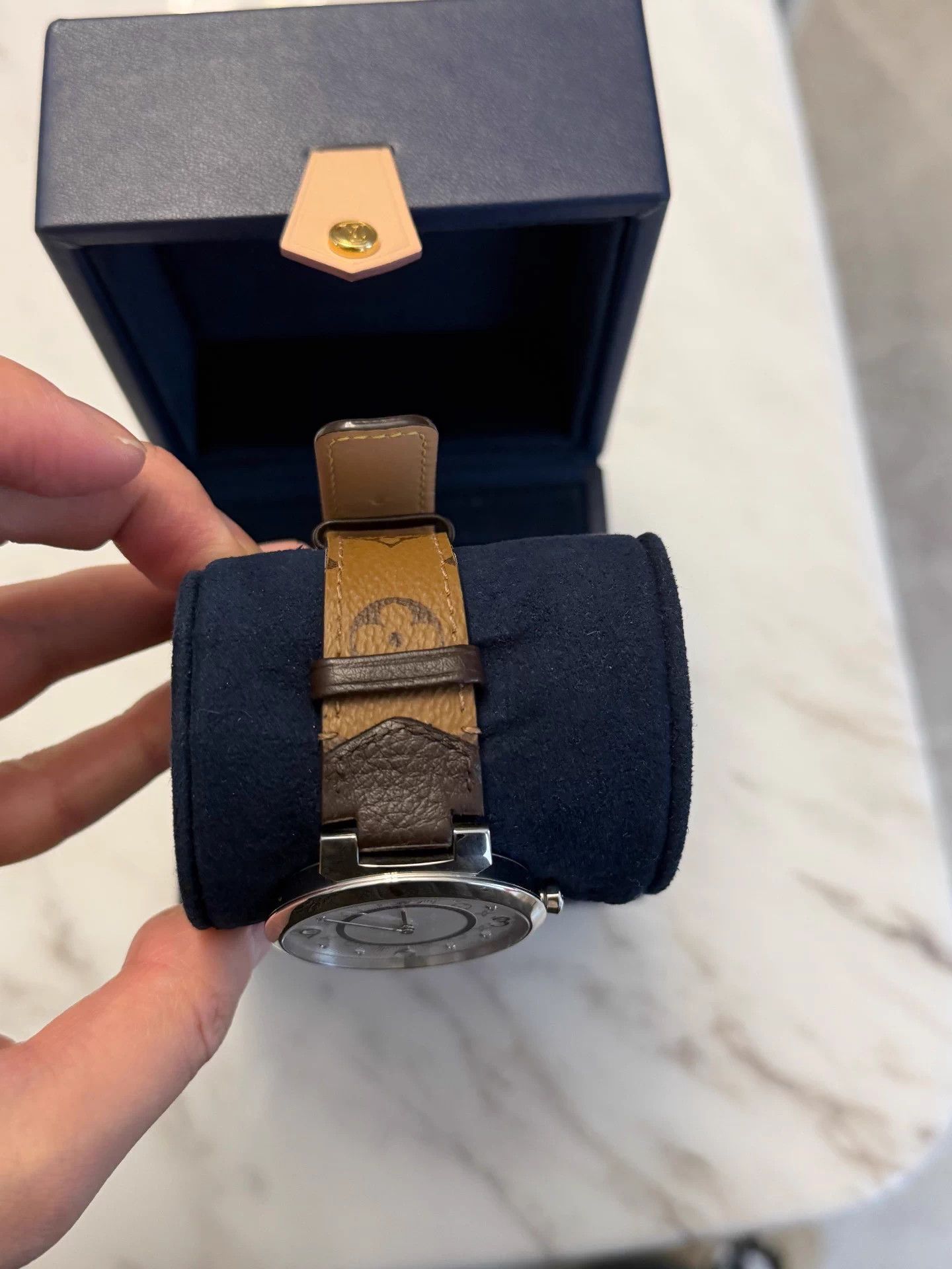 Louis Vuitton Louis Vuitton Monogram Watch Strap Almost New Unworn Size ONE SIZE - 4 Thumbnail