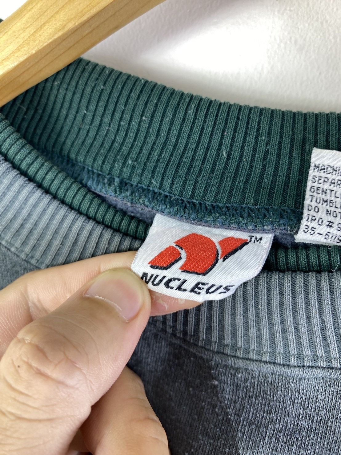 Vintage Vtg Nucleus Tag Sweatshirt Size US M / EU 48-50 / 2 - 2 Thumbnail