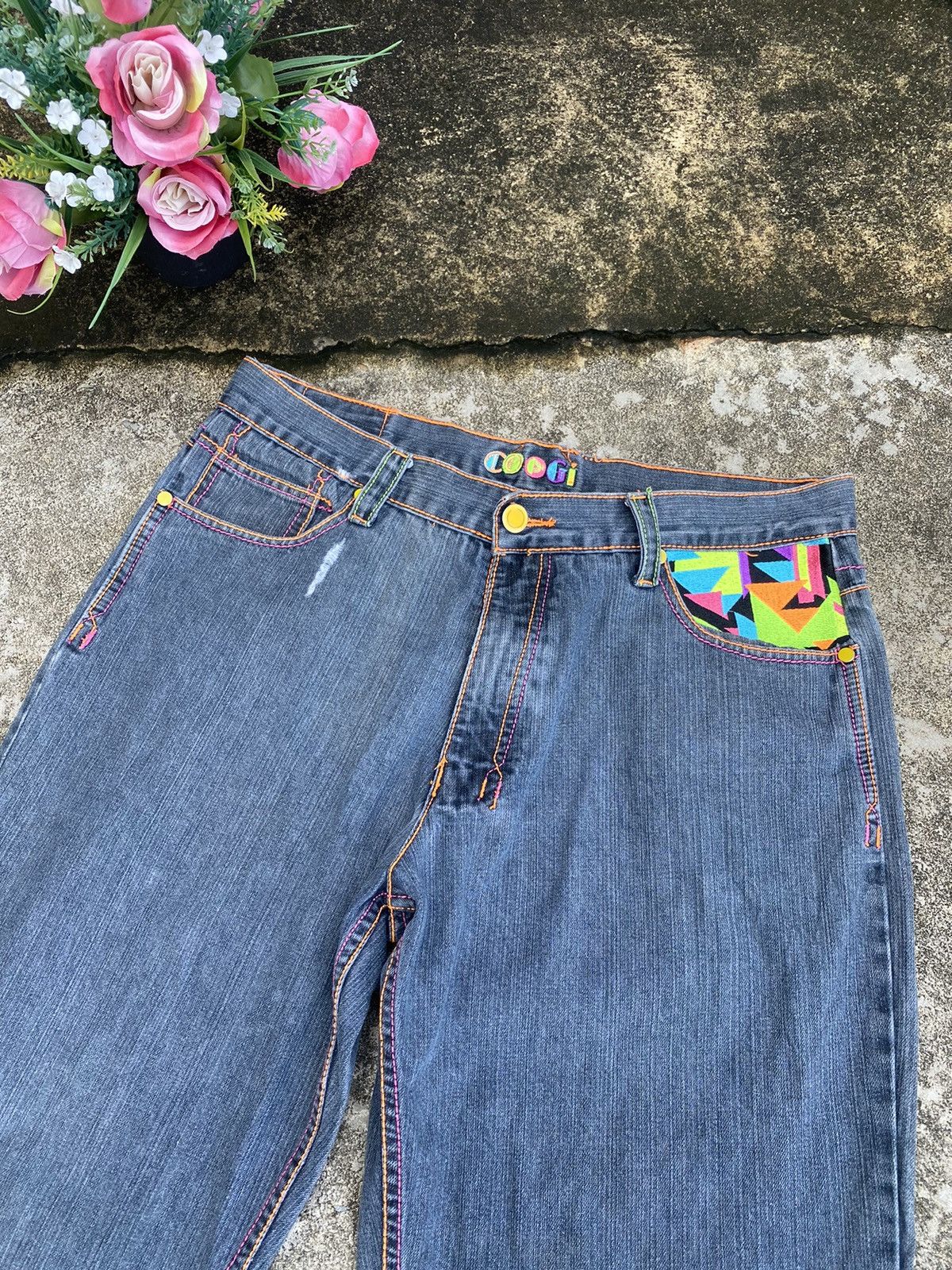 Coogi Vintage Y2K Coogi Colourful Embroidery Black Jeans Size US 37 - 8 Thumbnail