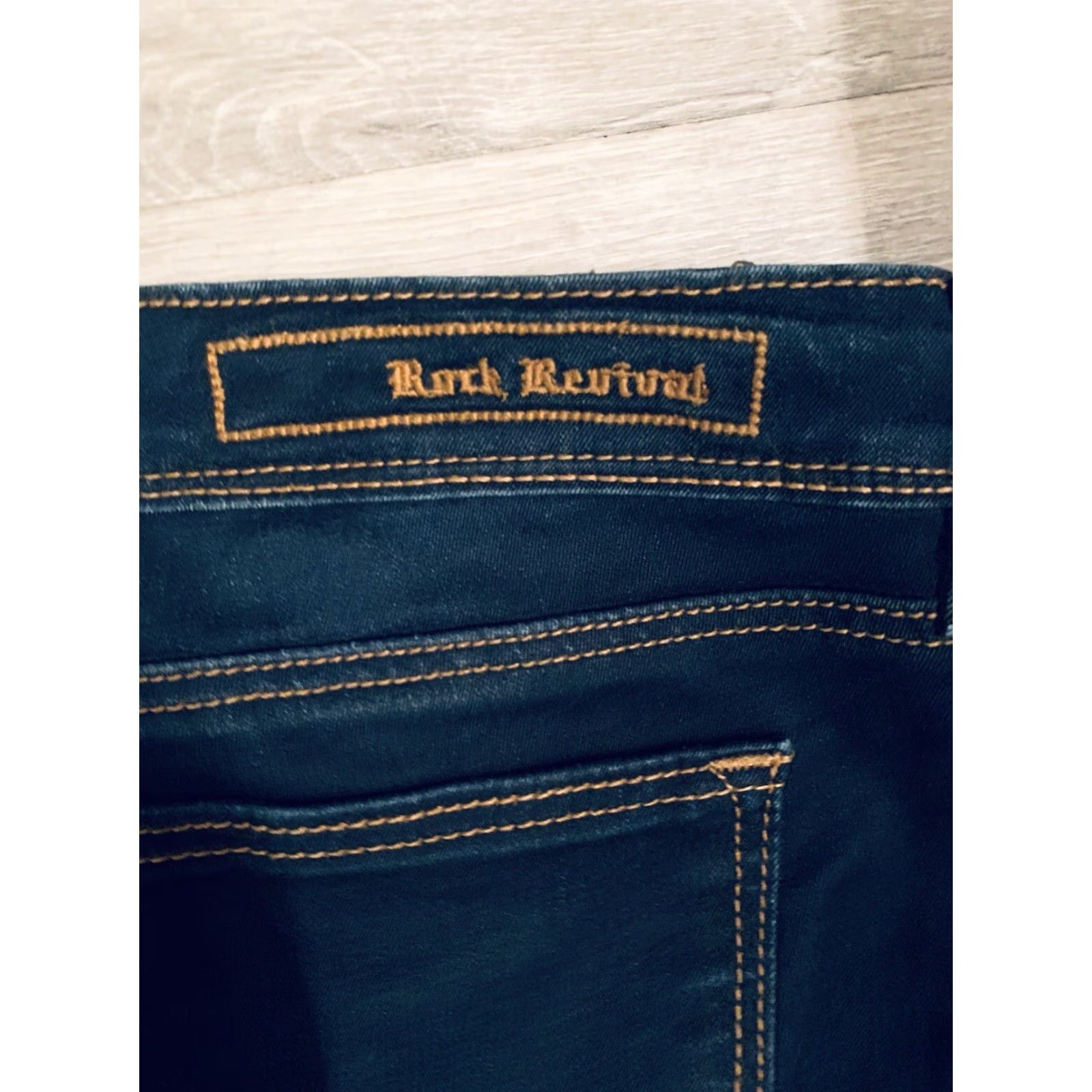 Vintage Rock Revival Rock Carla Dark Wash Legging Size 28 Inseam 29 Jeans Women Regular Cotton Elastin Denim Pockets Rock Theme 90s? Size 28" / US 6 / IT 42 - 5 Thumbnail