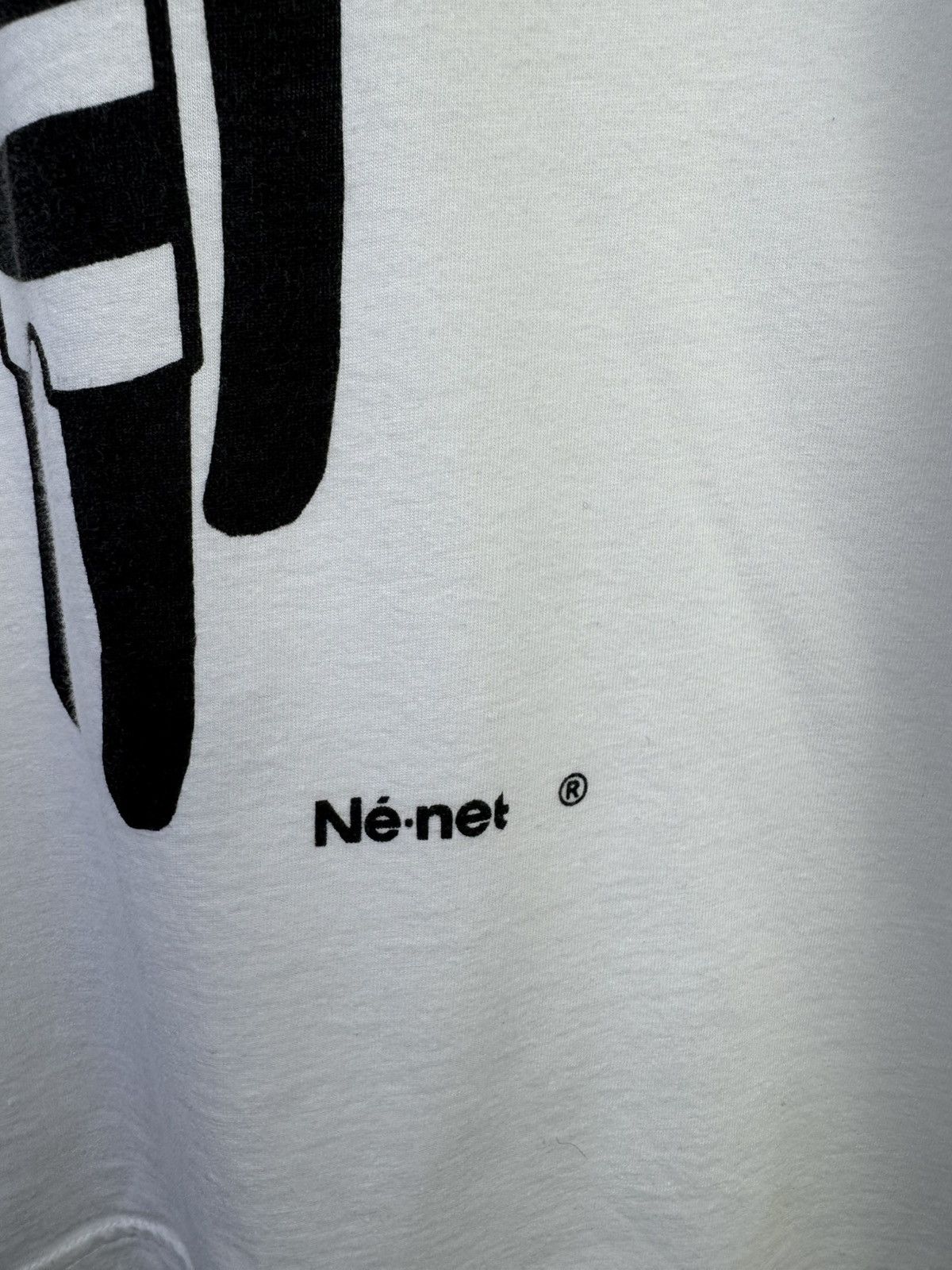 Ne-Net Ne-net by Issey Miyake T-shirt of a cat holding a surfboard Size US M / EU 48-50 / 2 - 5 Thumbnail