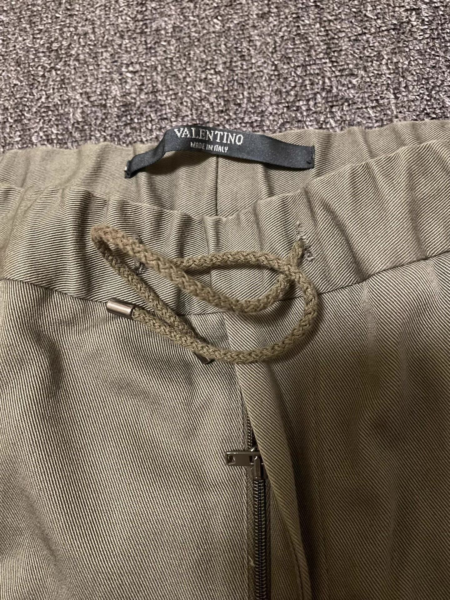 Valentino Valentino Casual Pants. Size US 34 / EU 50 - 2 Thumbnail