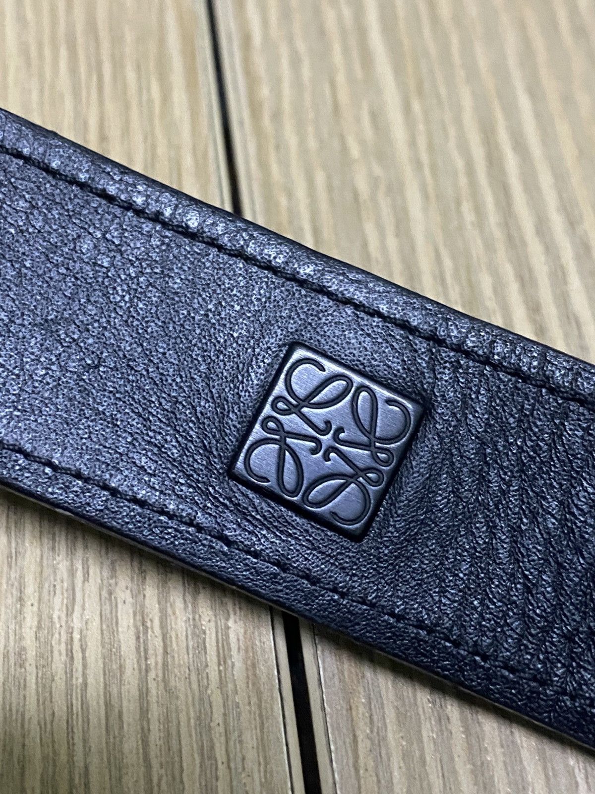 Loewe LOEWE Black Logo Embossed Leather Size ONE SIZE - 13 Thumbnail
