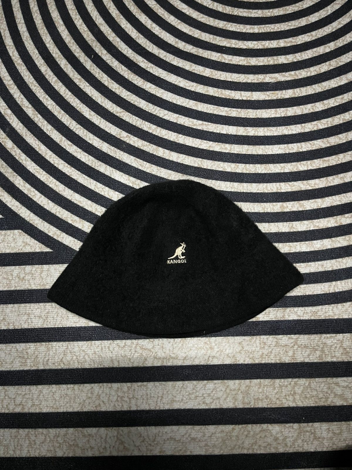 Kangol 90s KANGOL EMBROIDERED LOGO WOOL BUCKET HAT Size ONE SIZE - 1 Thumbnail