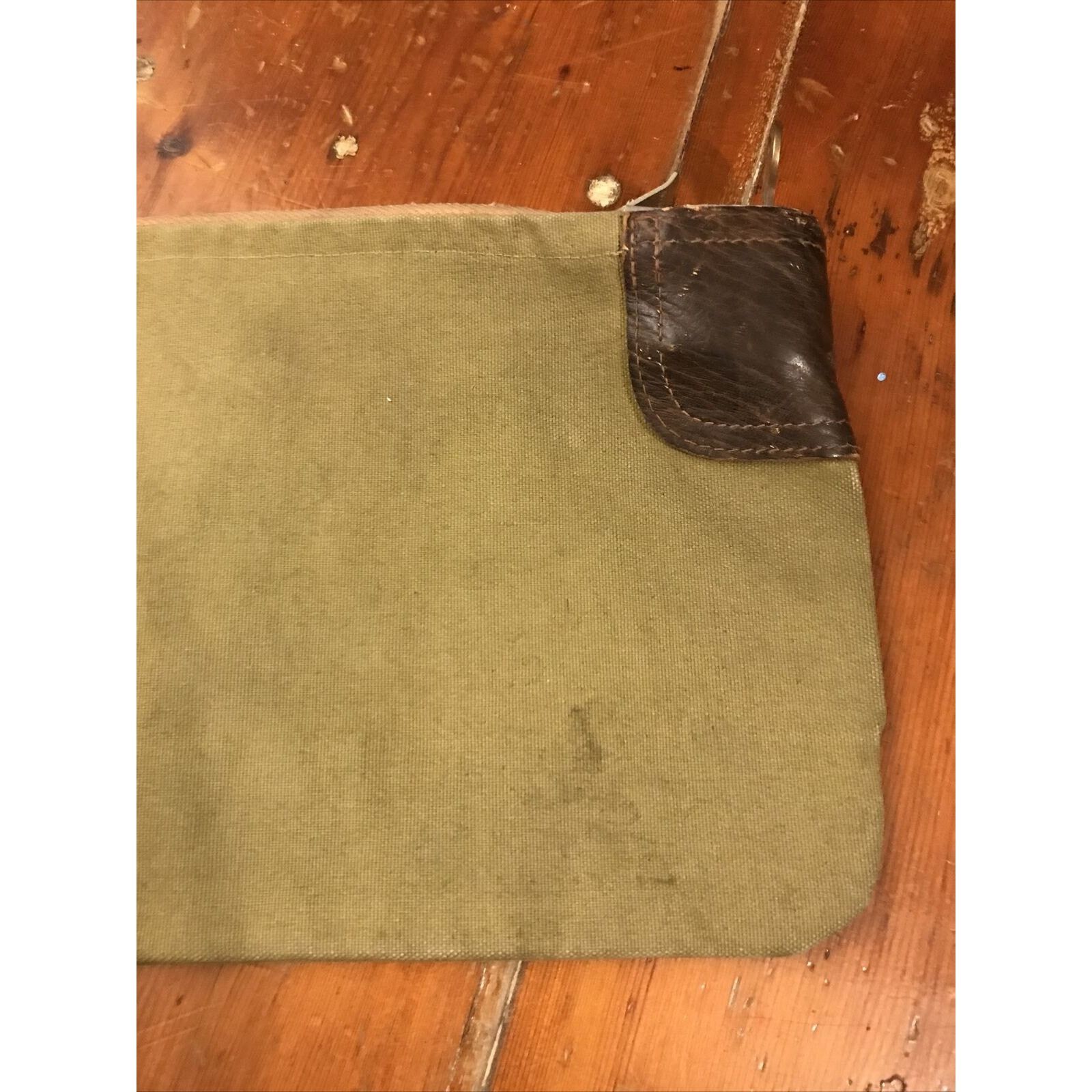 The Unbranded Brand Canvas 1930s Zipper Bank Bag Chain Stitch Leather Talon Zip Size ONE SIZE - 11 Thumbnail