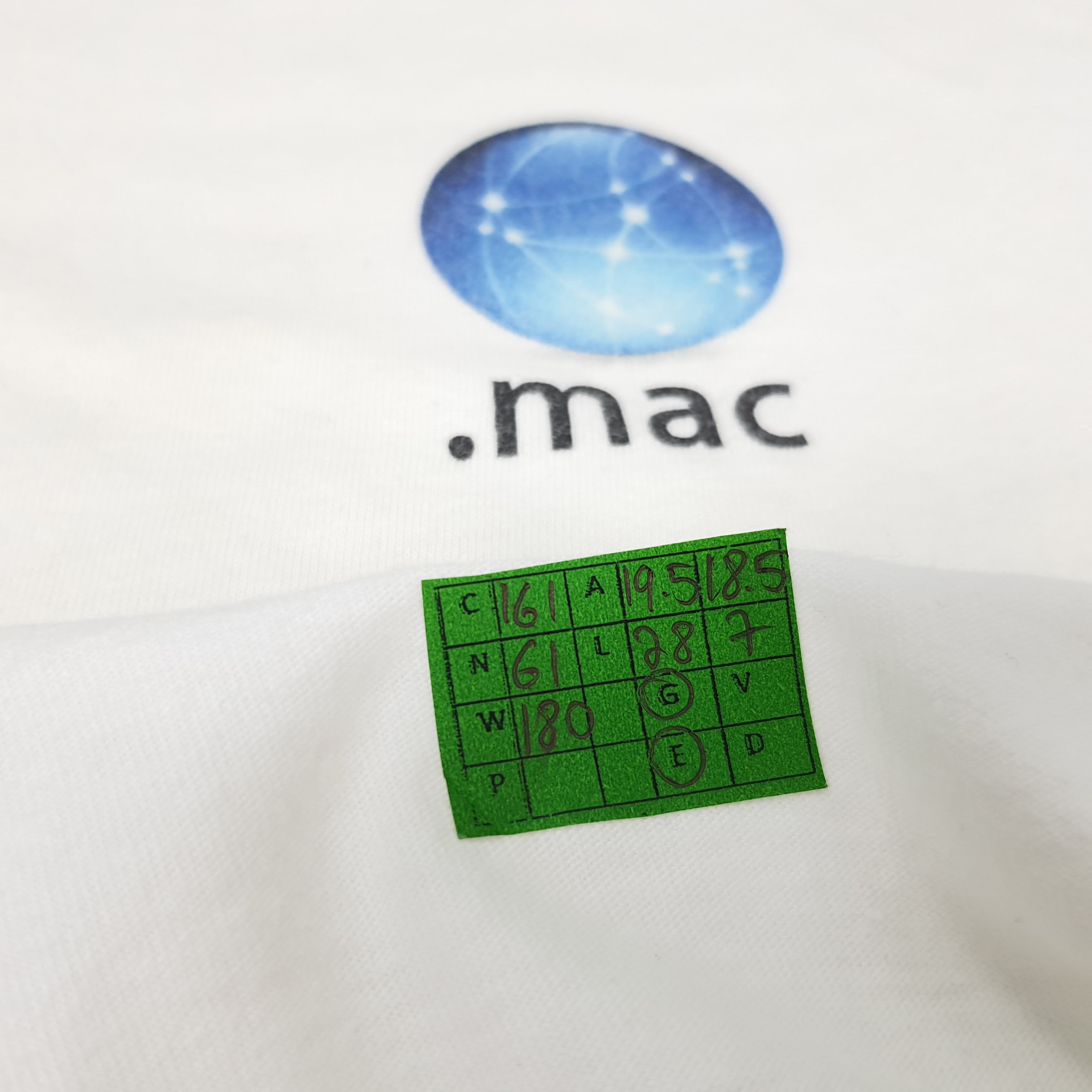 Apple Vintage Mac Apple America Product T-shirt Size US M / EU 48-50 / 2 - 9 Thumbnail
