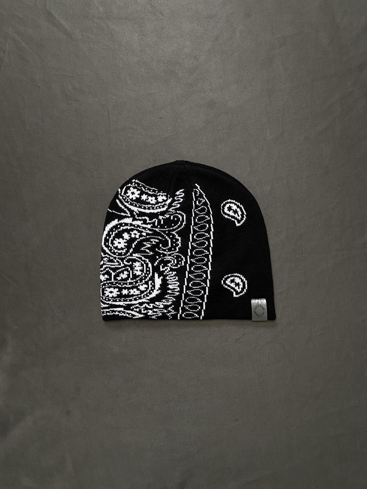Japanese Brand Rare Union Lisa Le Strange No Cuff Black Beanie Hats OS Size ONE SIZE - 1 Thumbnail
