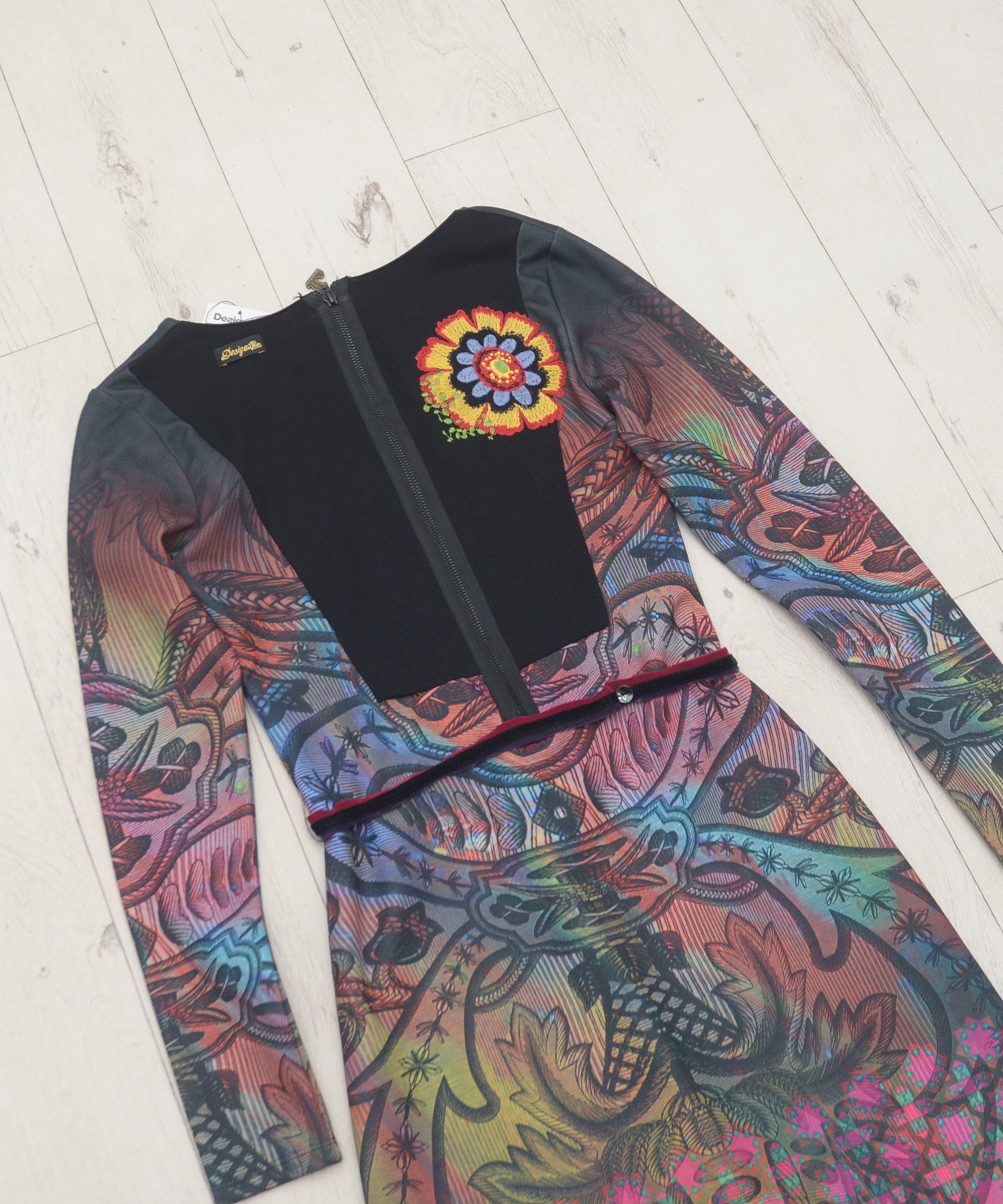 Desigual Avant-Garde Desigual Jean Paul Gaultieresque Style Dress Size M / US 6-8 / IT 42-44 - 9 Thumbnail