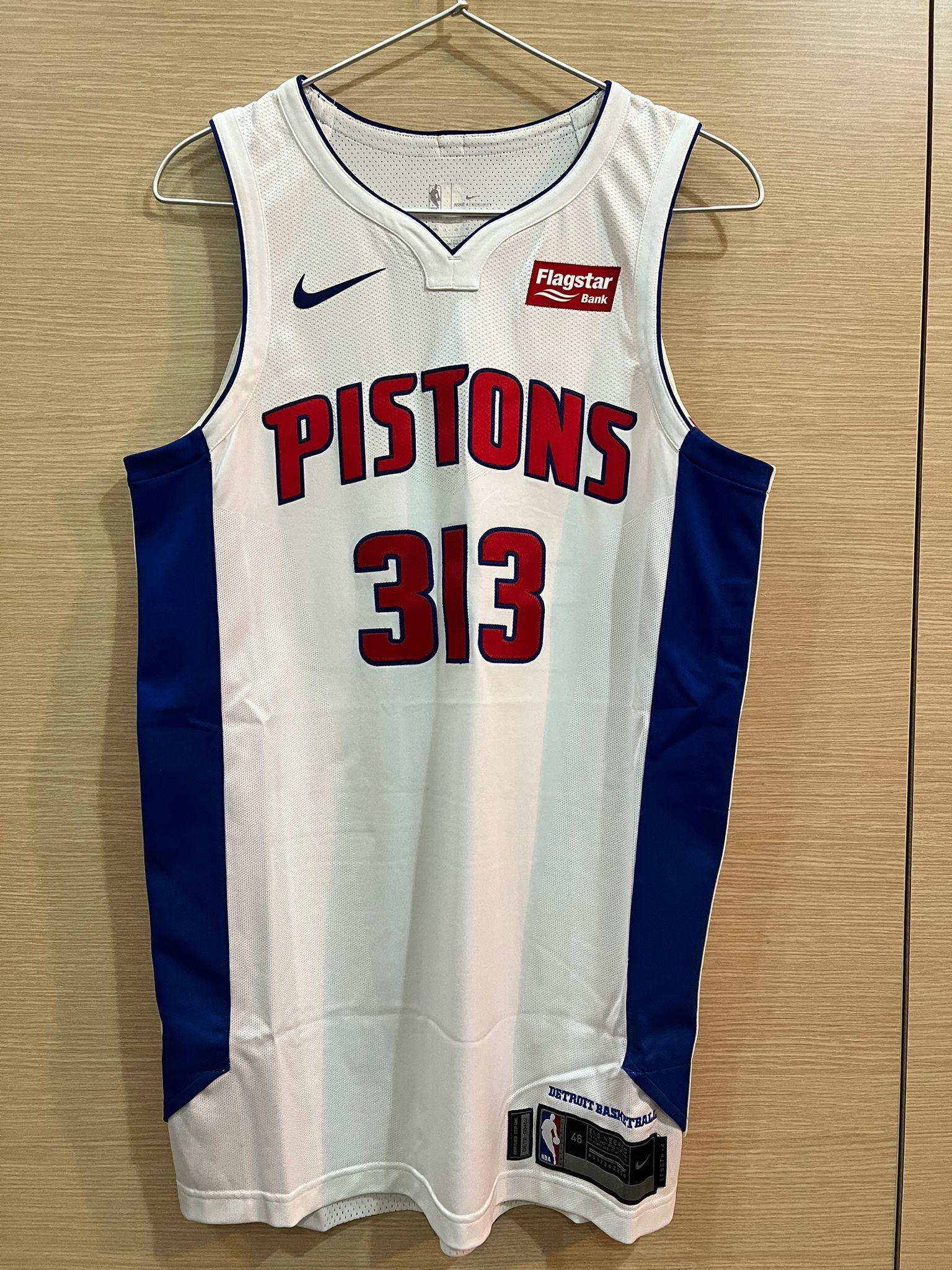 Nike 46 L Detroit Pistons Nike NBA Team Issued NBA Jersey Size US L / EU 52-54 / 3 - 1 Thumbnail