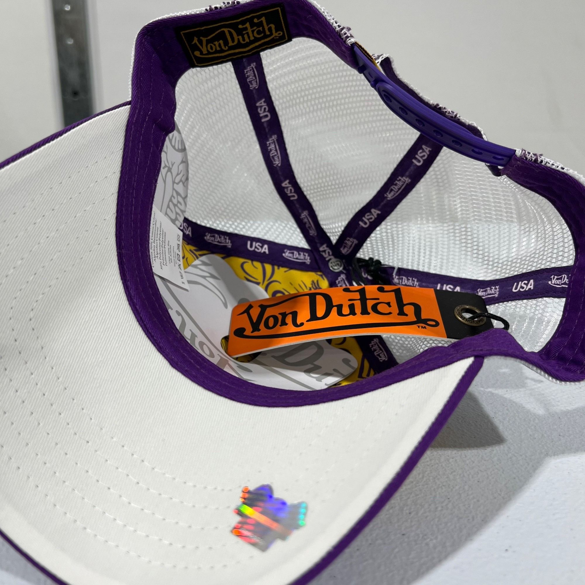 Von Dutch NWT VON DUTCH TRUCKER HAT - LAKERS COLOR - OS Size ONE SIZE - 5 Thumbnail
