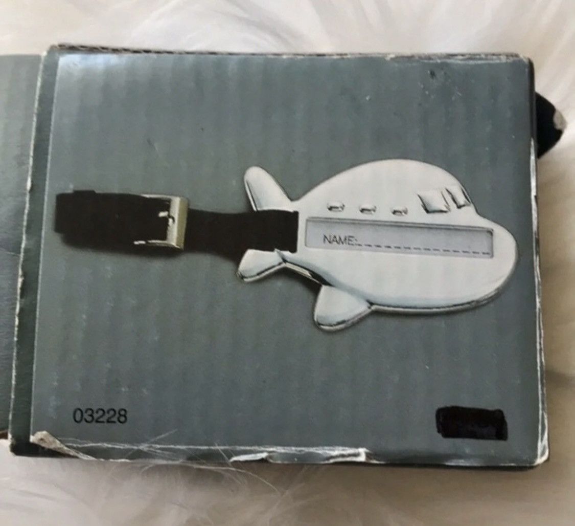 Vintage VINTAGE SILVER AIRPLANE LUGGAGE TAG WITH LEATHER STRAP Size ONE SIZE - 6 Thumbnail