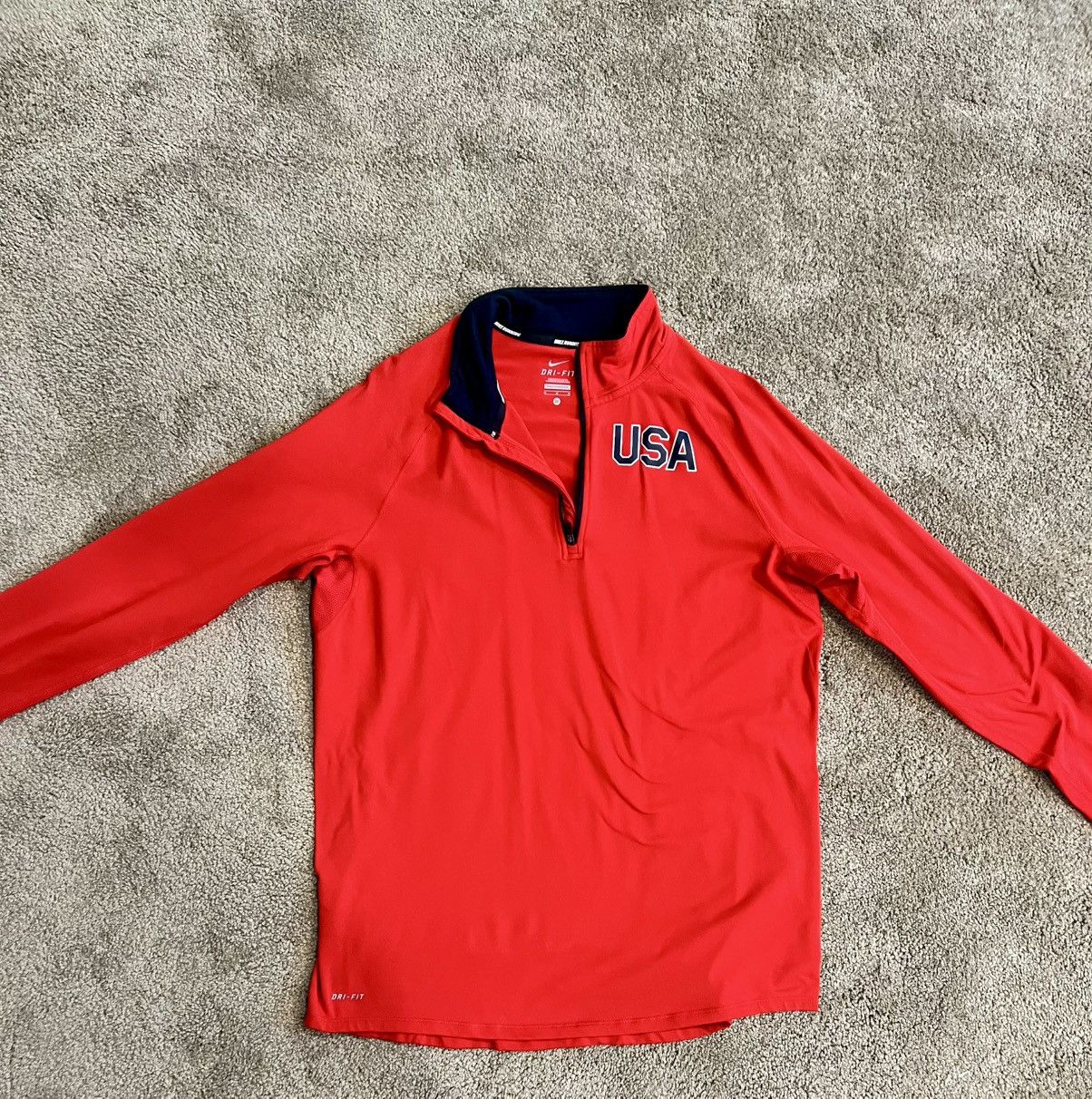 Nike Nike Team USA QuarterZip Running LS Shirt RED mens size M Size US M / EU 48-50 / 2 - 1 Thumbnail